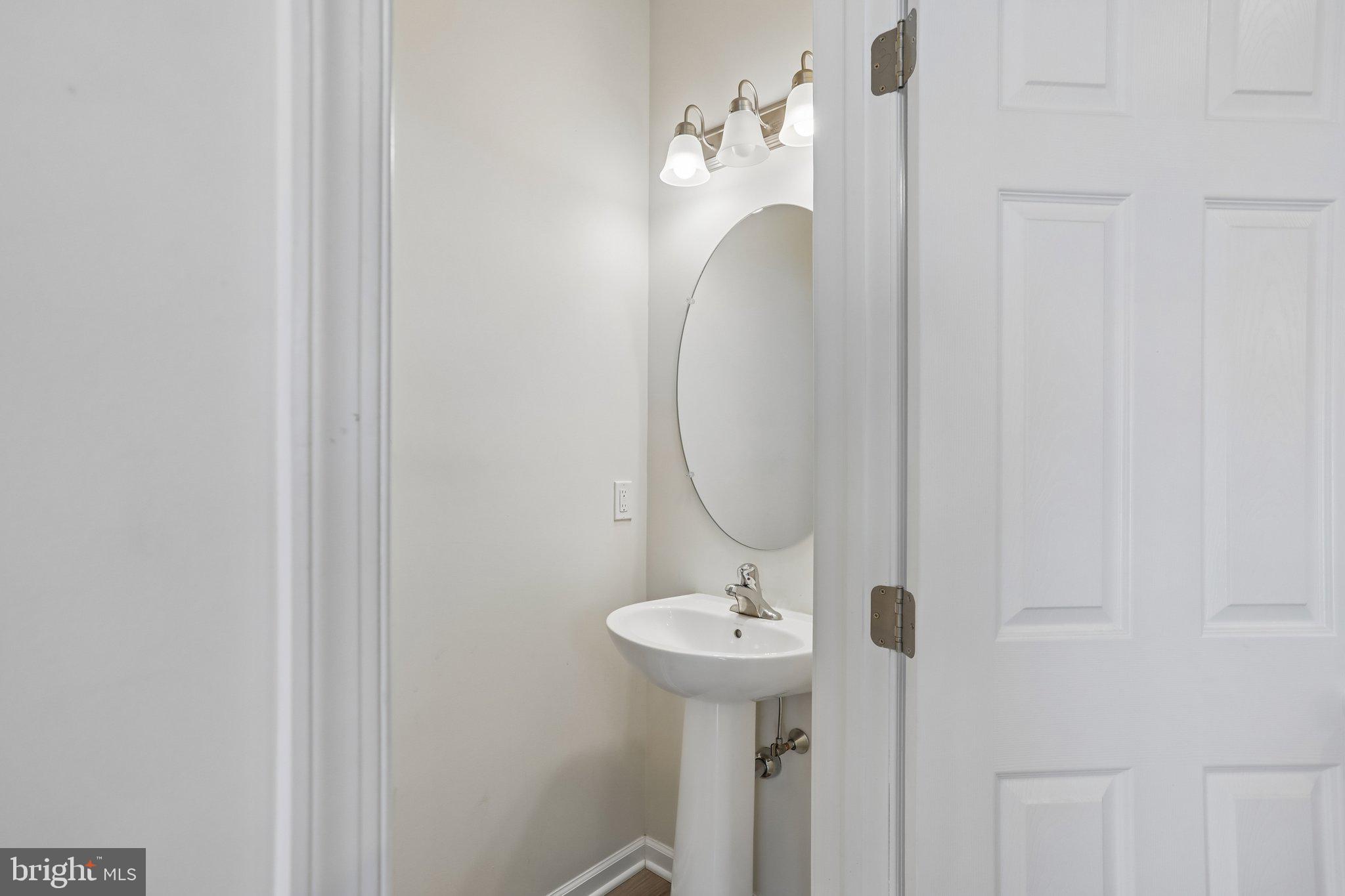 SULLIVAN TRIAIL I - Residential