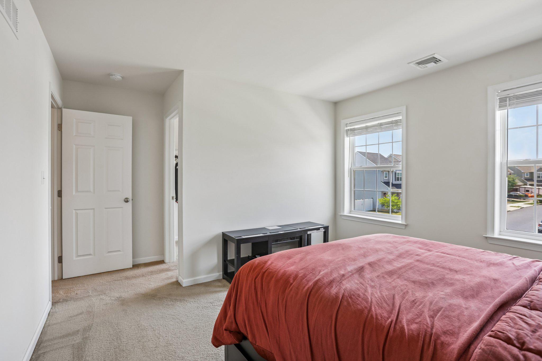SULLIVAN TRIAIL I - Residential