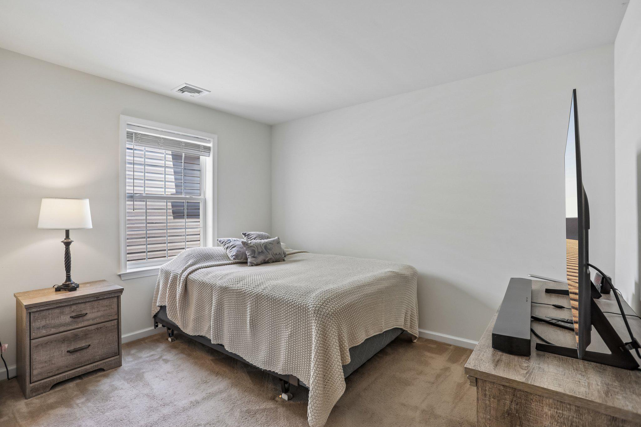 SULLIVAN TRIAIL I - Residential