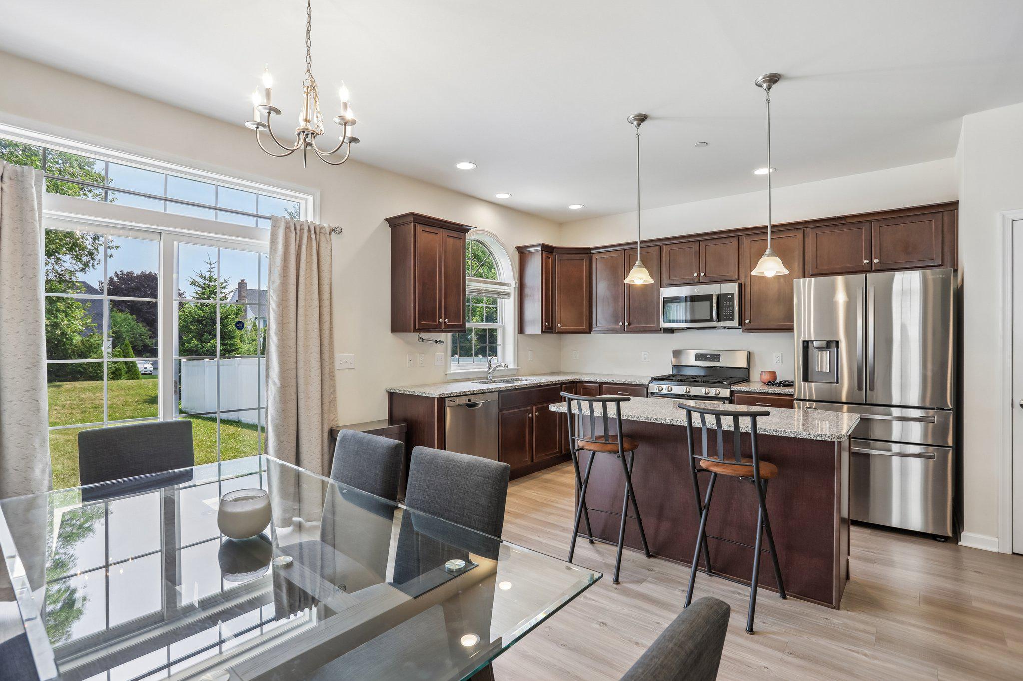 SULLIVAN TRIAIL I - Residential