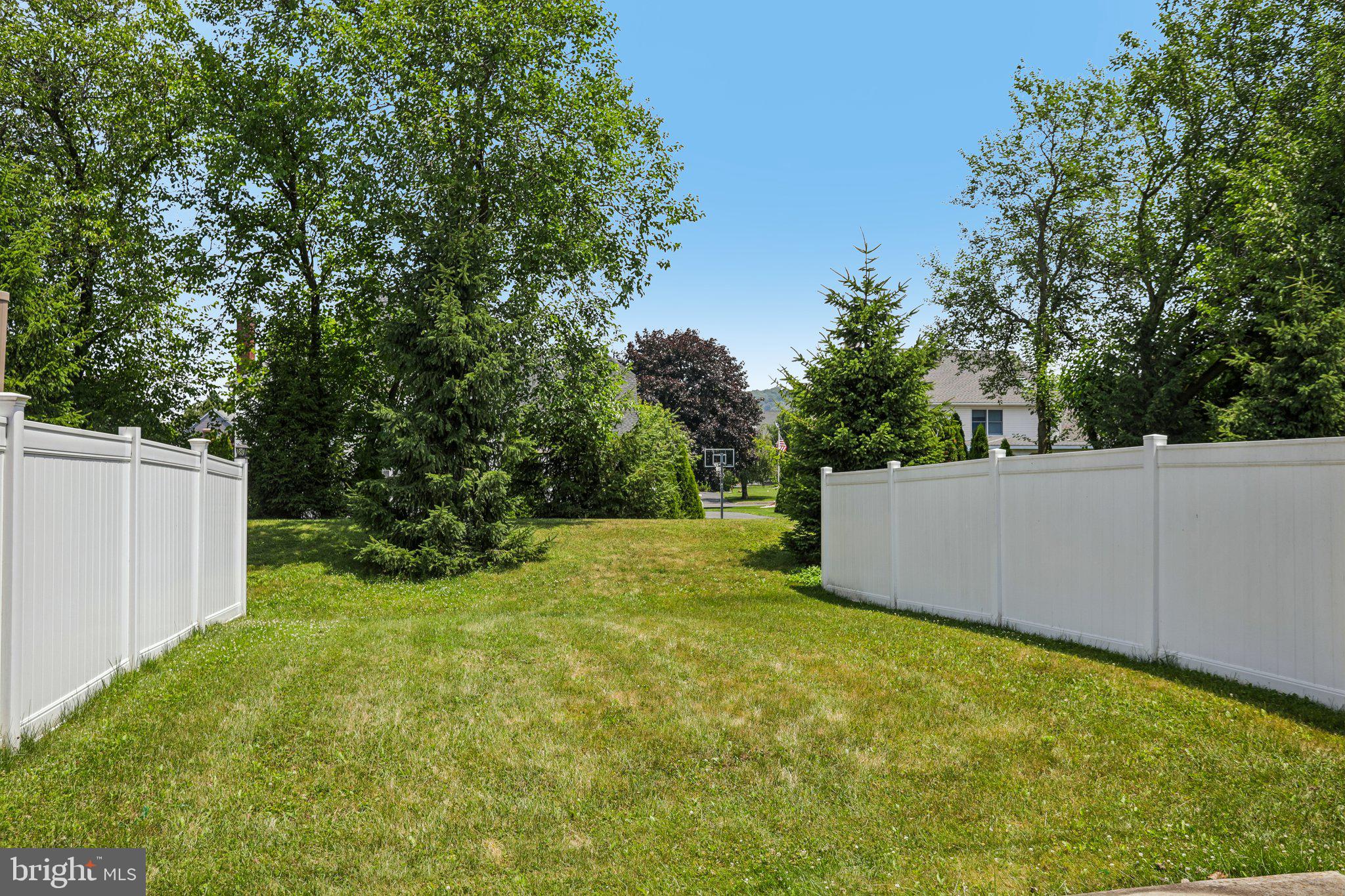 SULLIVAN TRIAIL I - Residential