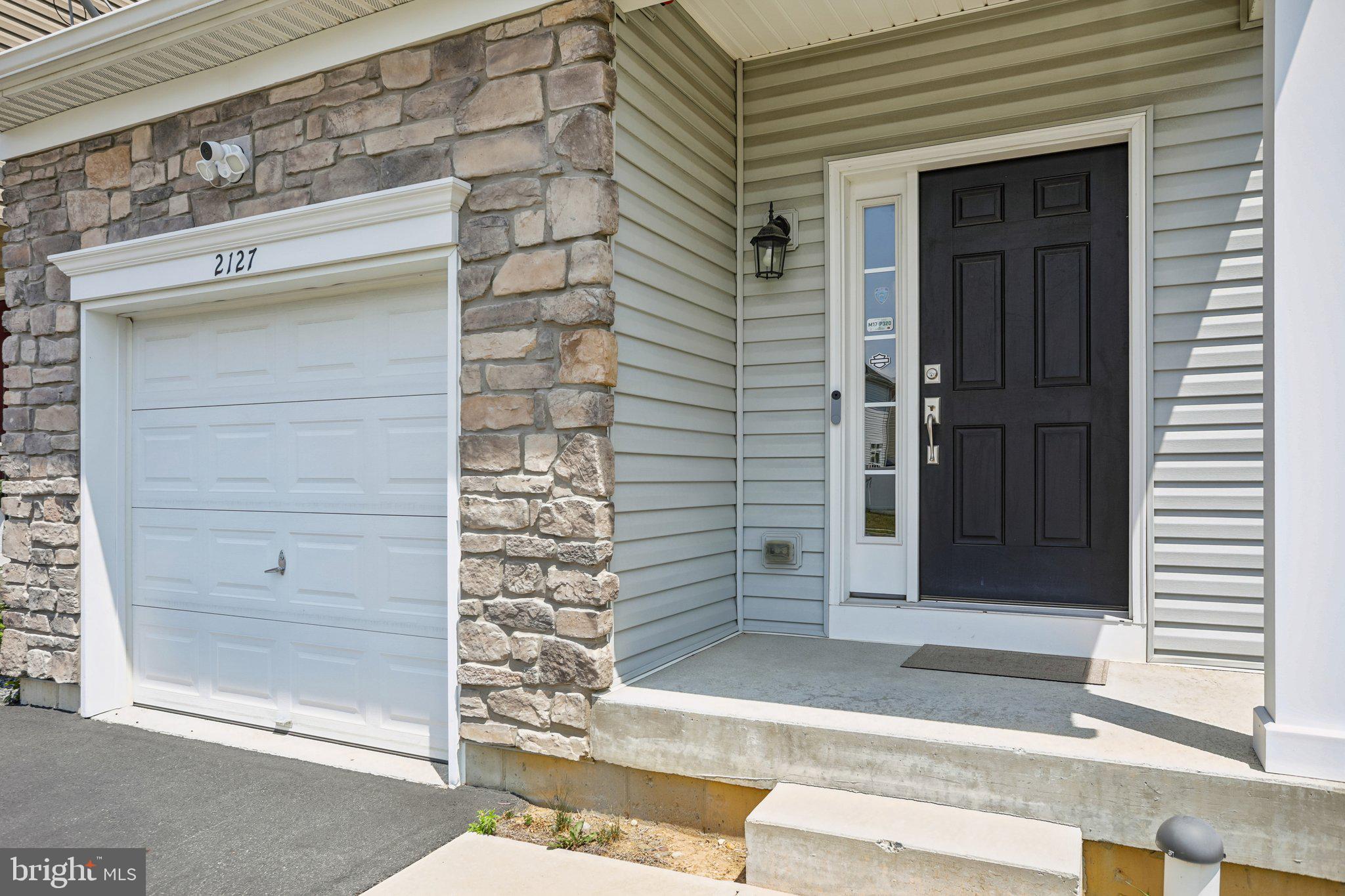 SULLIVAN TRIAIL I - Residential