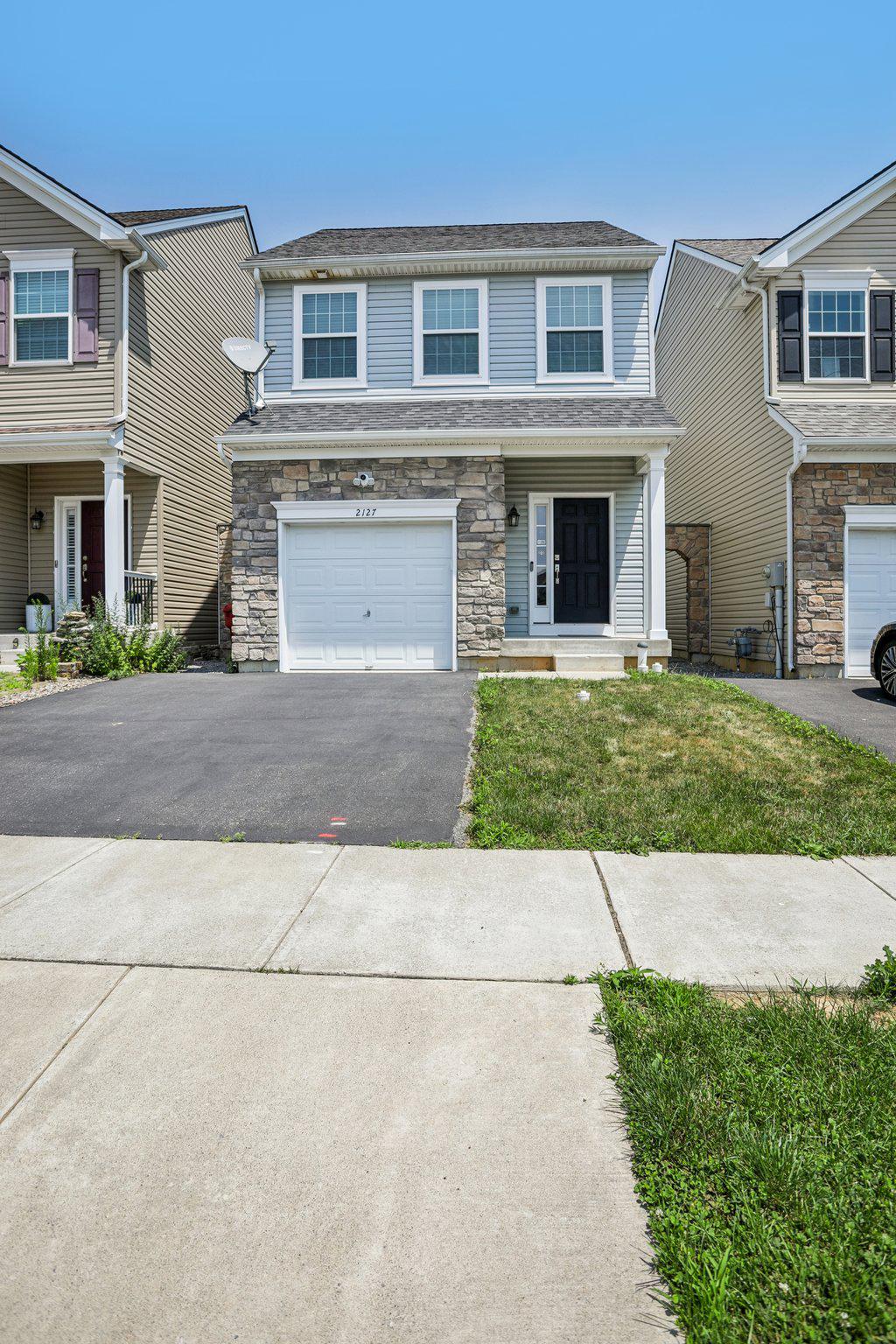 SULLIVAN TRIAIL I - Residential