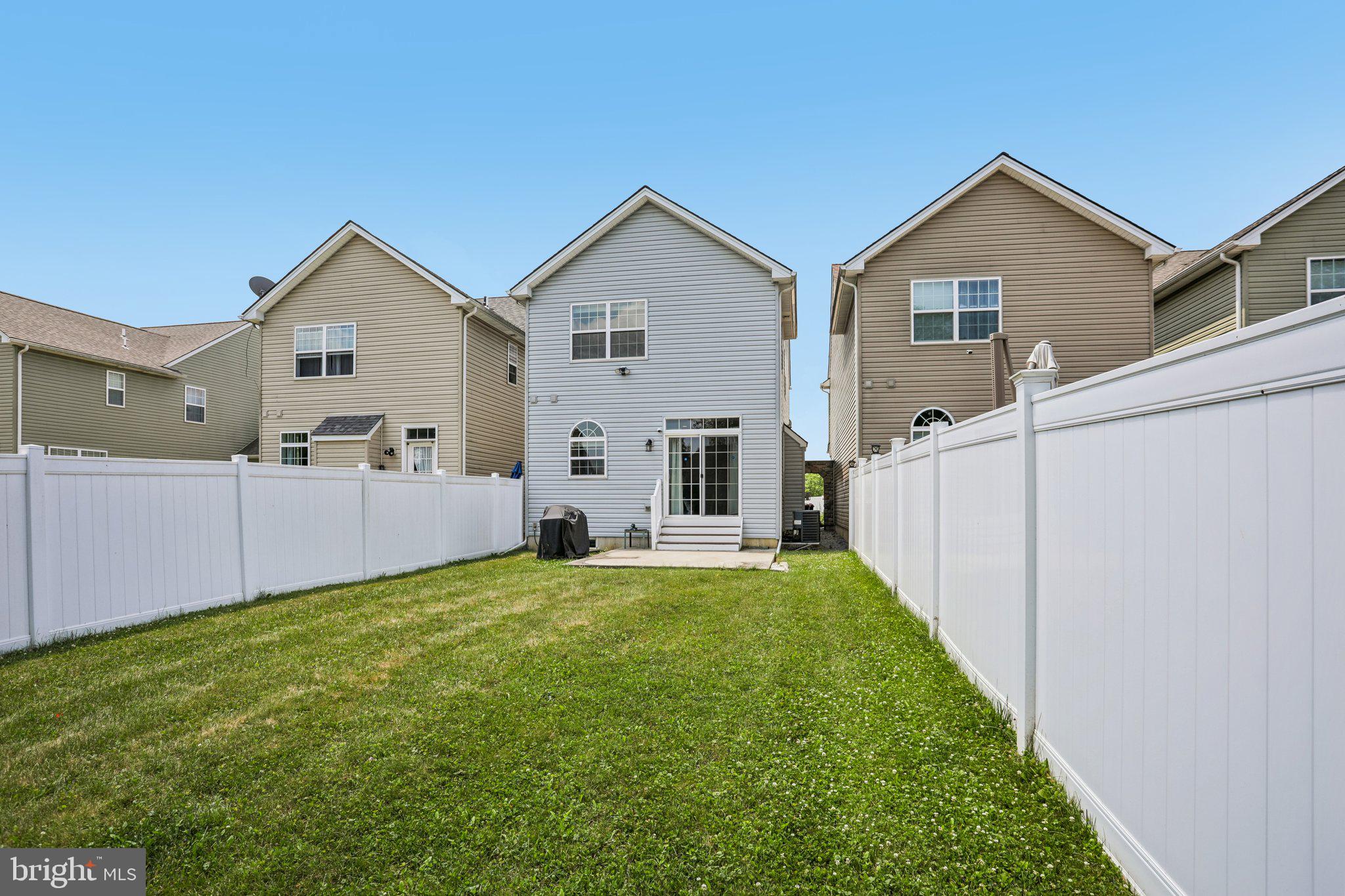 SULLIVAN TRIAIL I - Residential