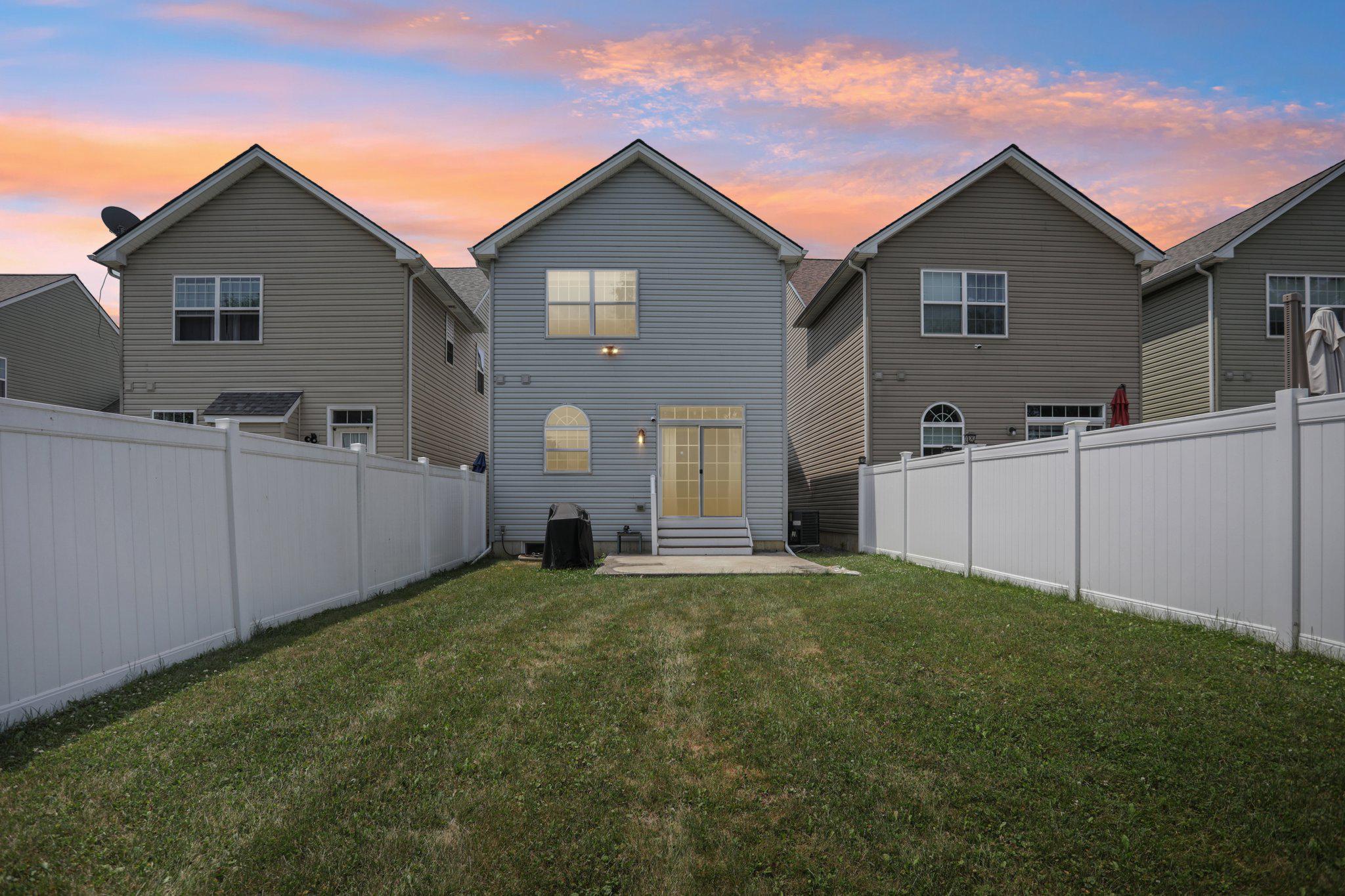 SULLIVAN TRIAIL I - Residential