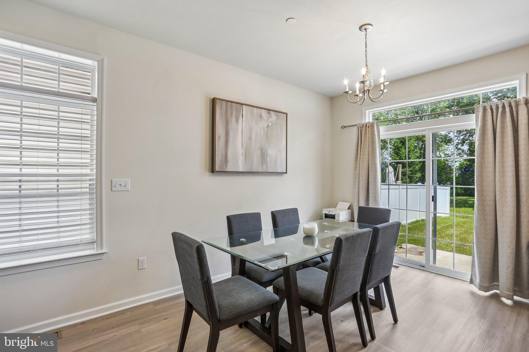 SULLIVAN TRIAIL I - Residential