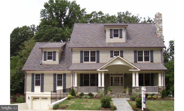 Great lot in CC Hills completely renovated/rebuilt in 2006 on an existing foundation.  The property has a sport court, screen porch and a fourth level with a full bath and bedroom.