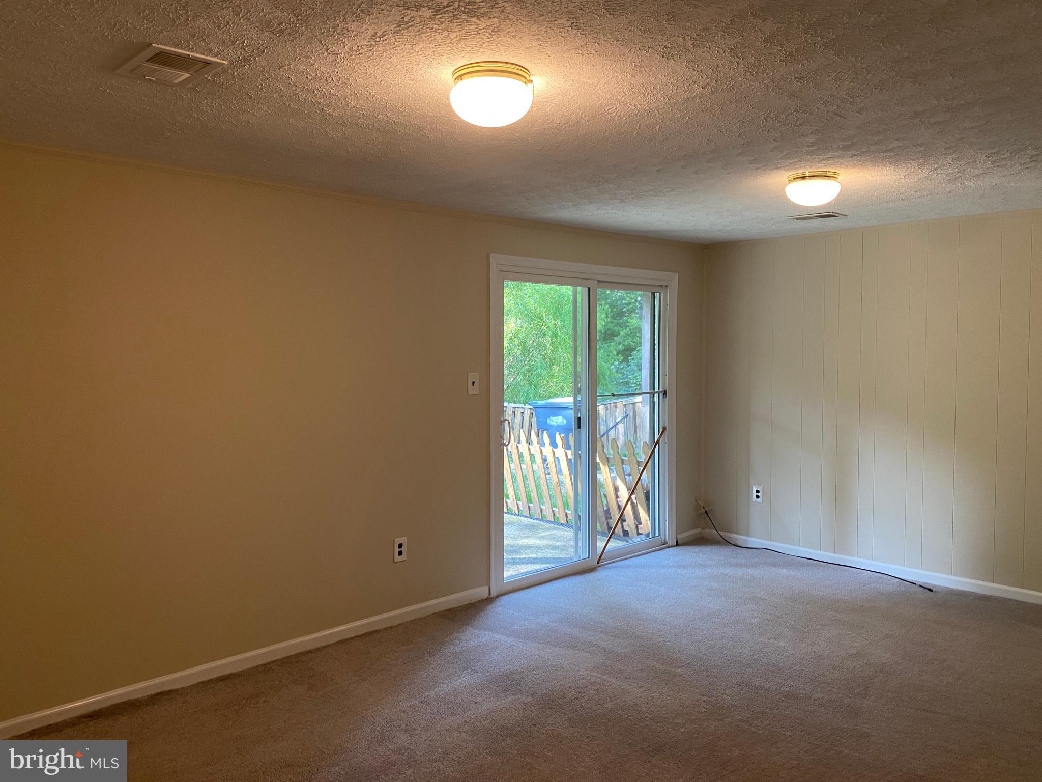 WOODMARK OF LAKE RIDGE - Residential Lease