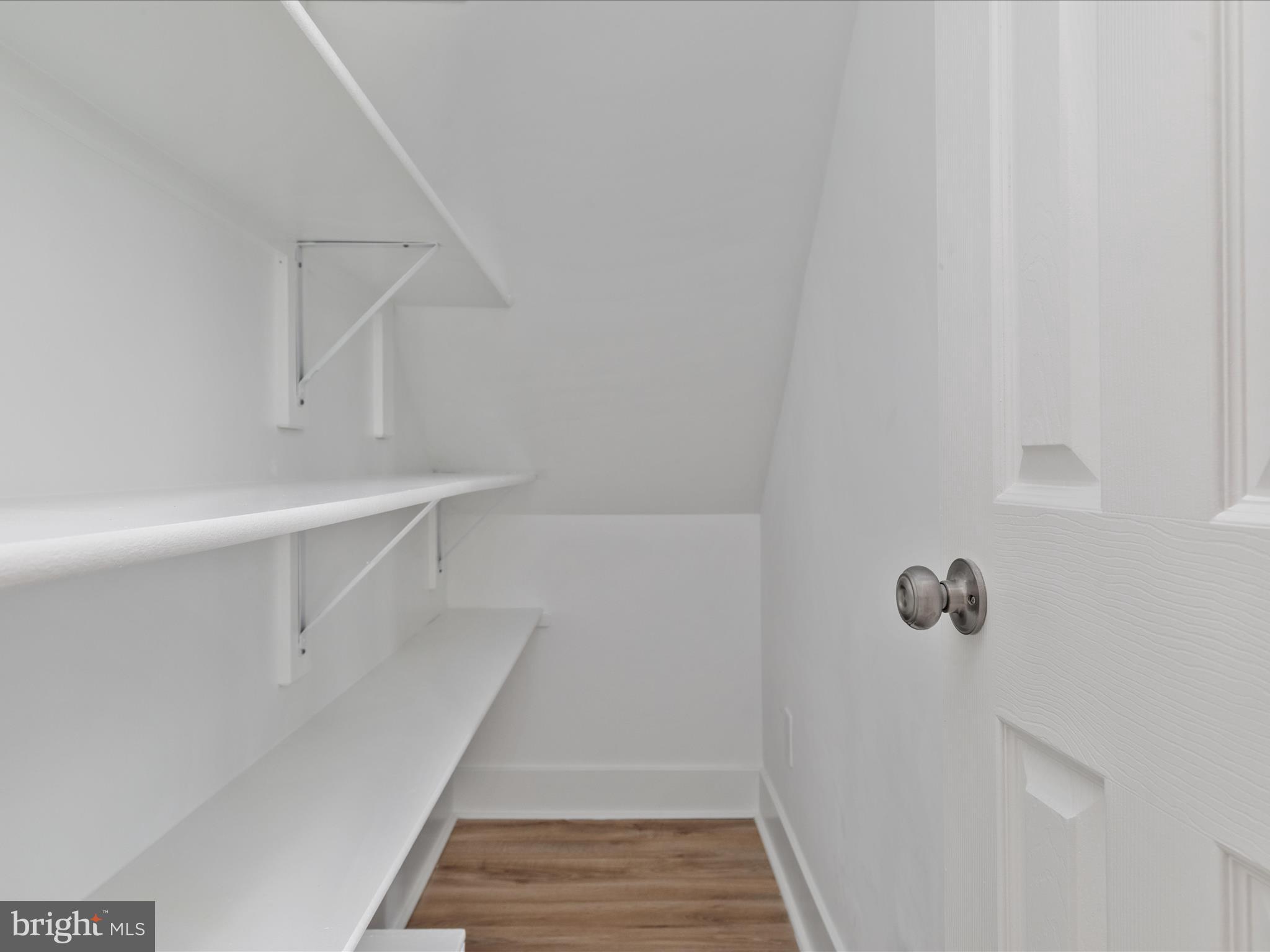 FAIRFAX ACRES - Residential