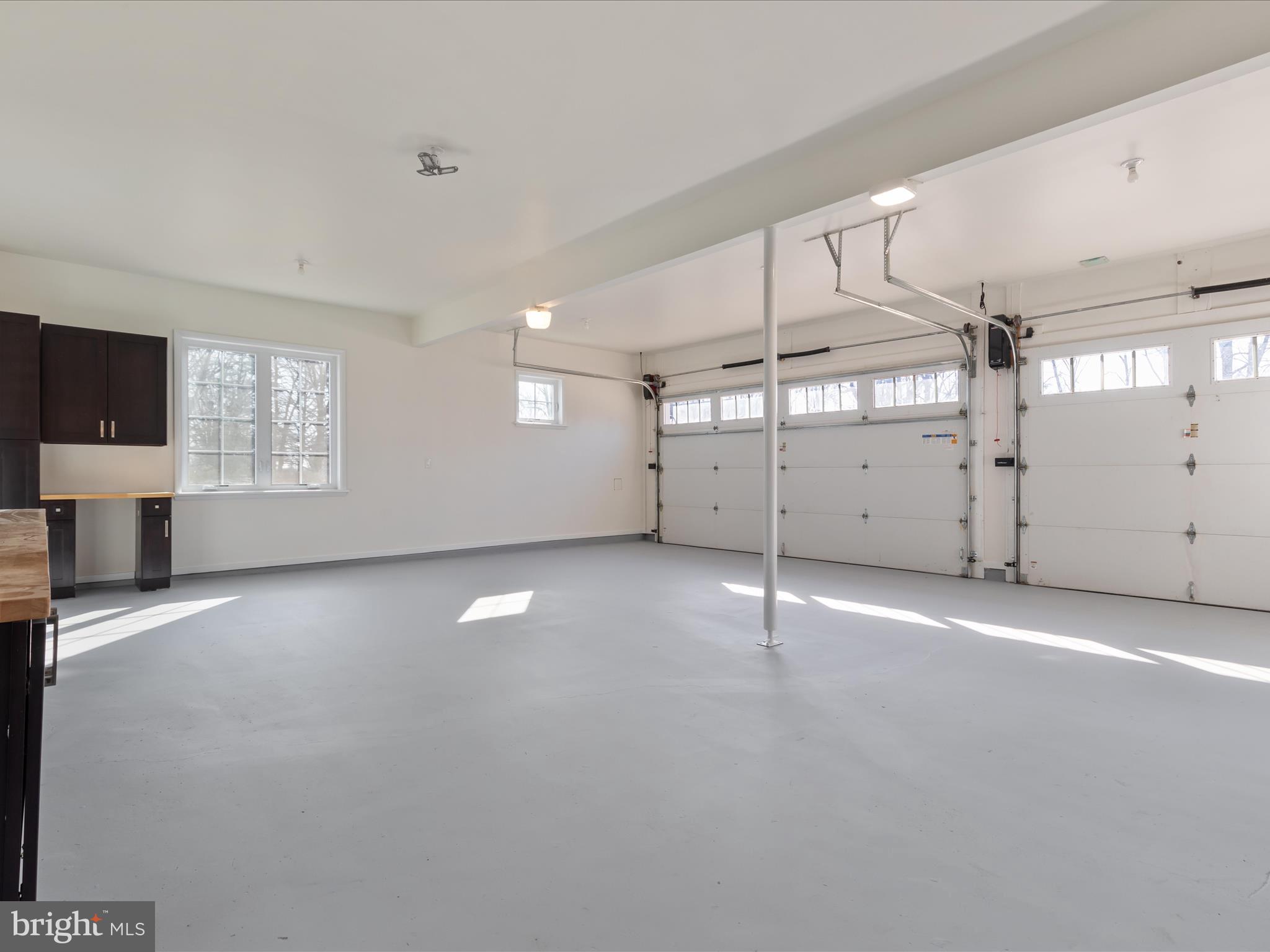 FAIRFAX ACRES - Residential