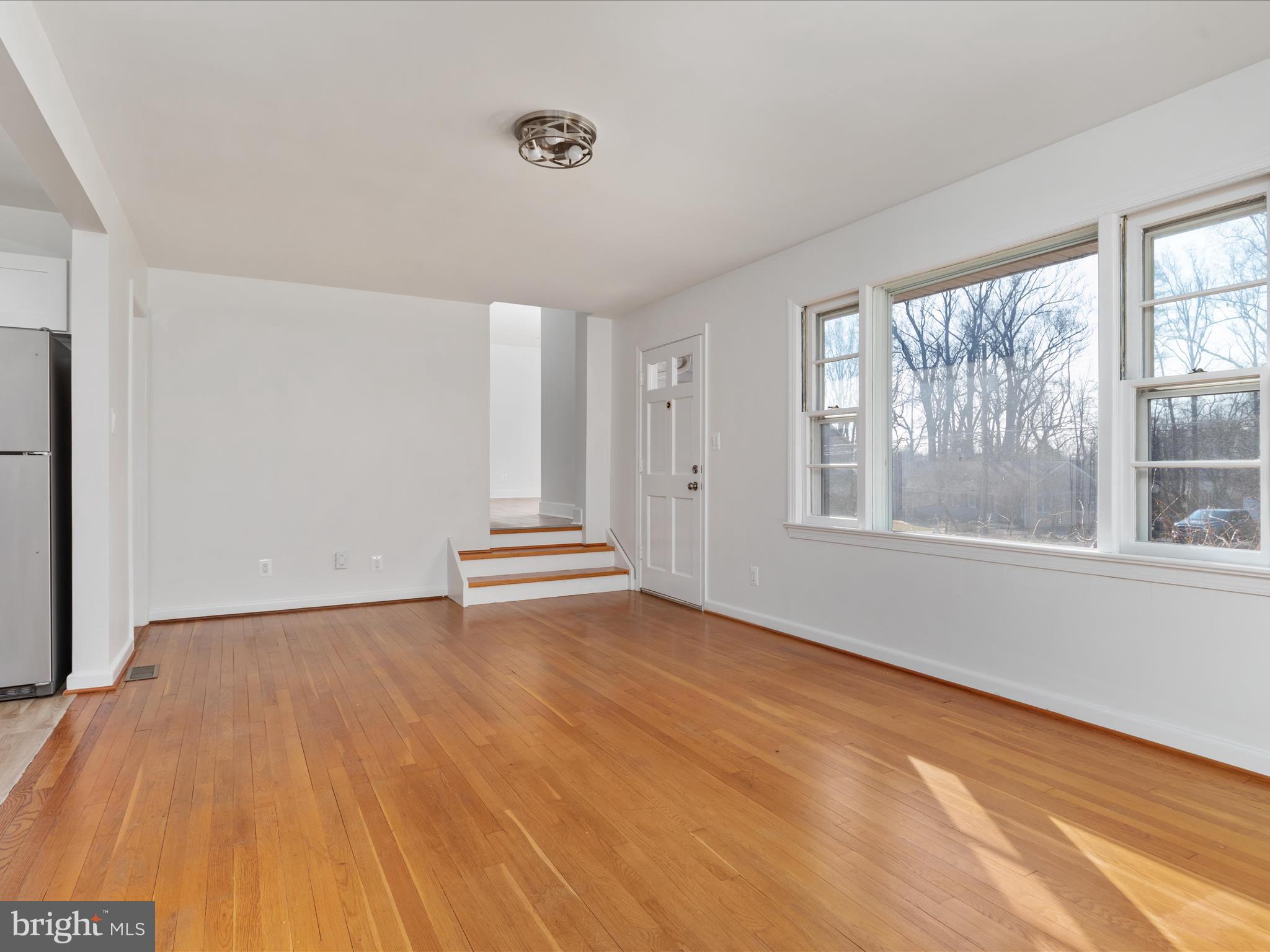 FAIRFAX ACRES - Residential