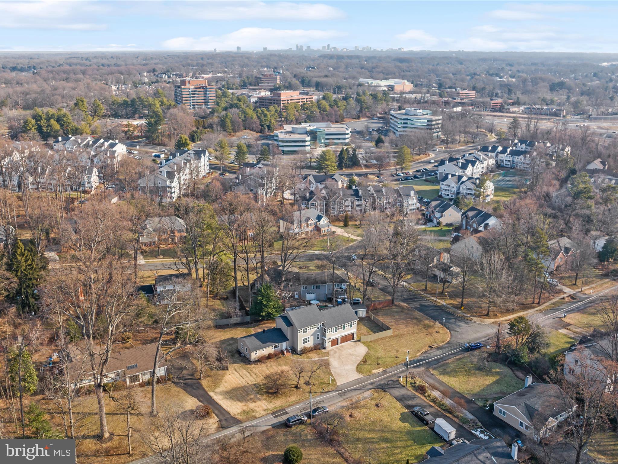 FAIRFAX ACRES - Residential
