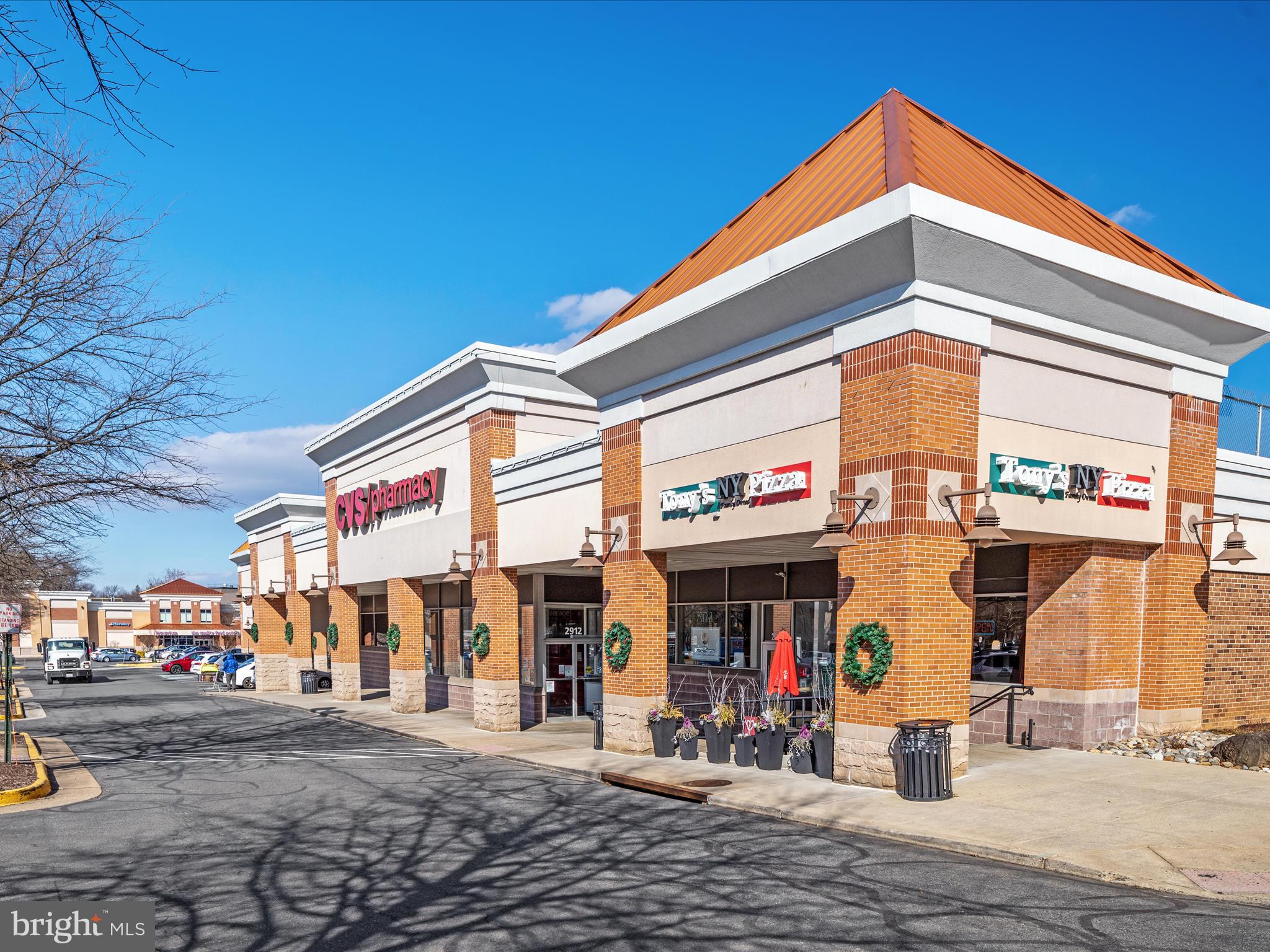 FAIRFAX ACRES - Residential
