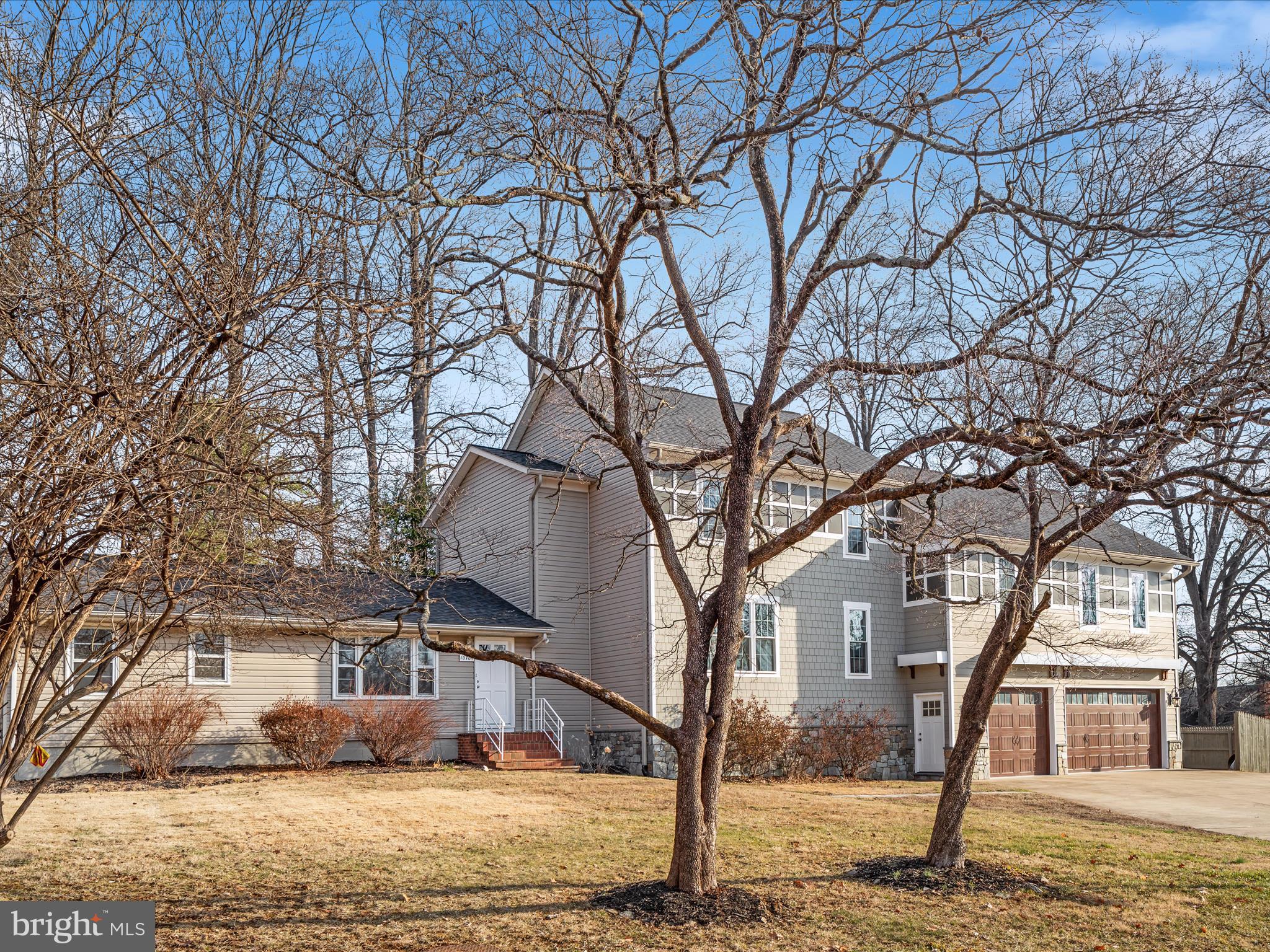FAIRFAX ACRES - Residential