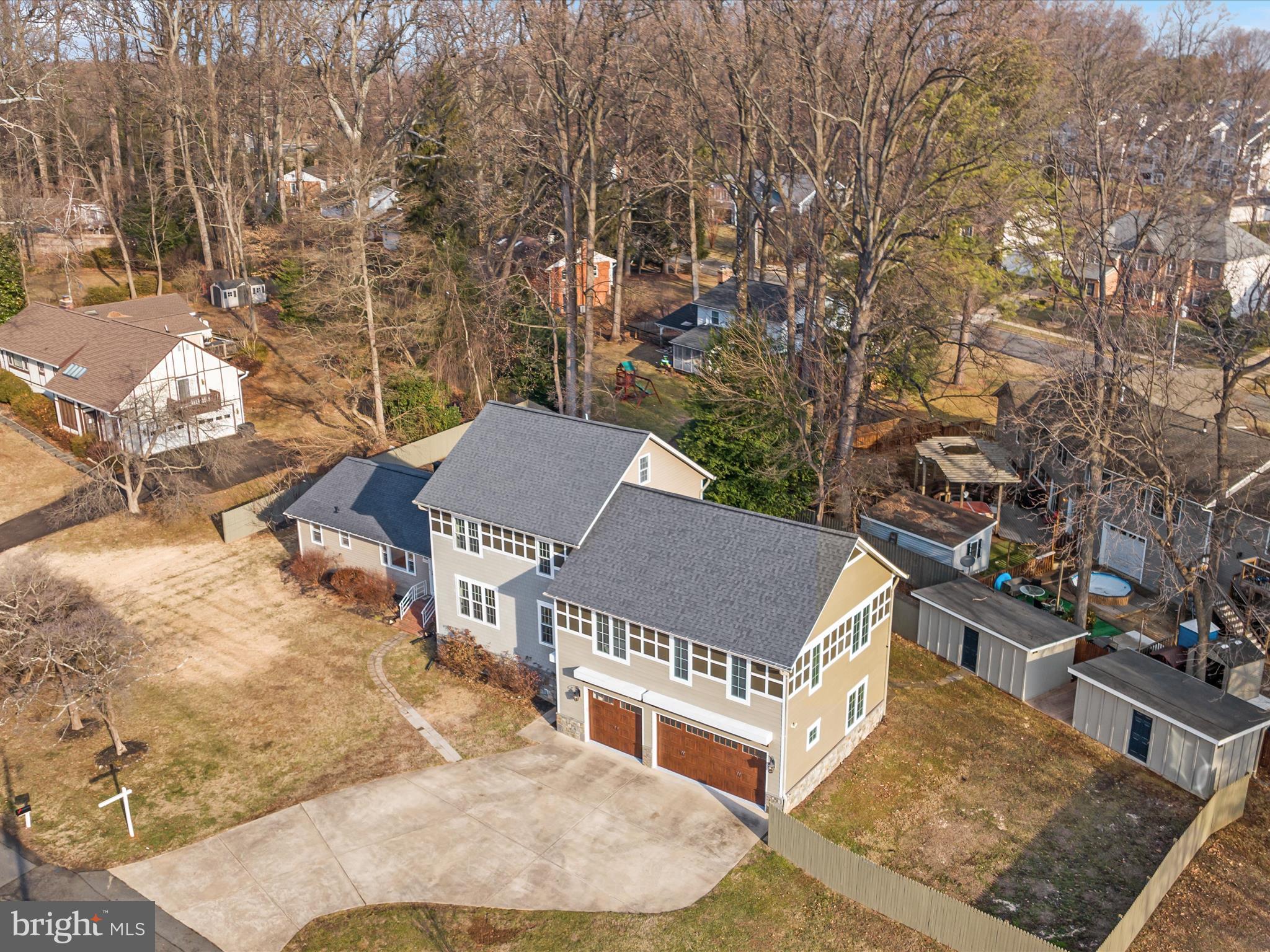 FAIRFAX ACRES - Residential