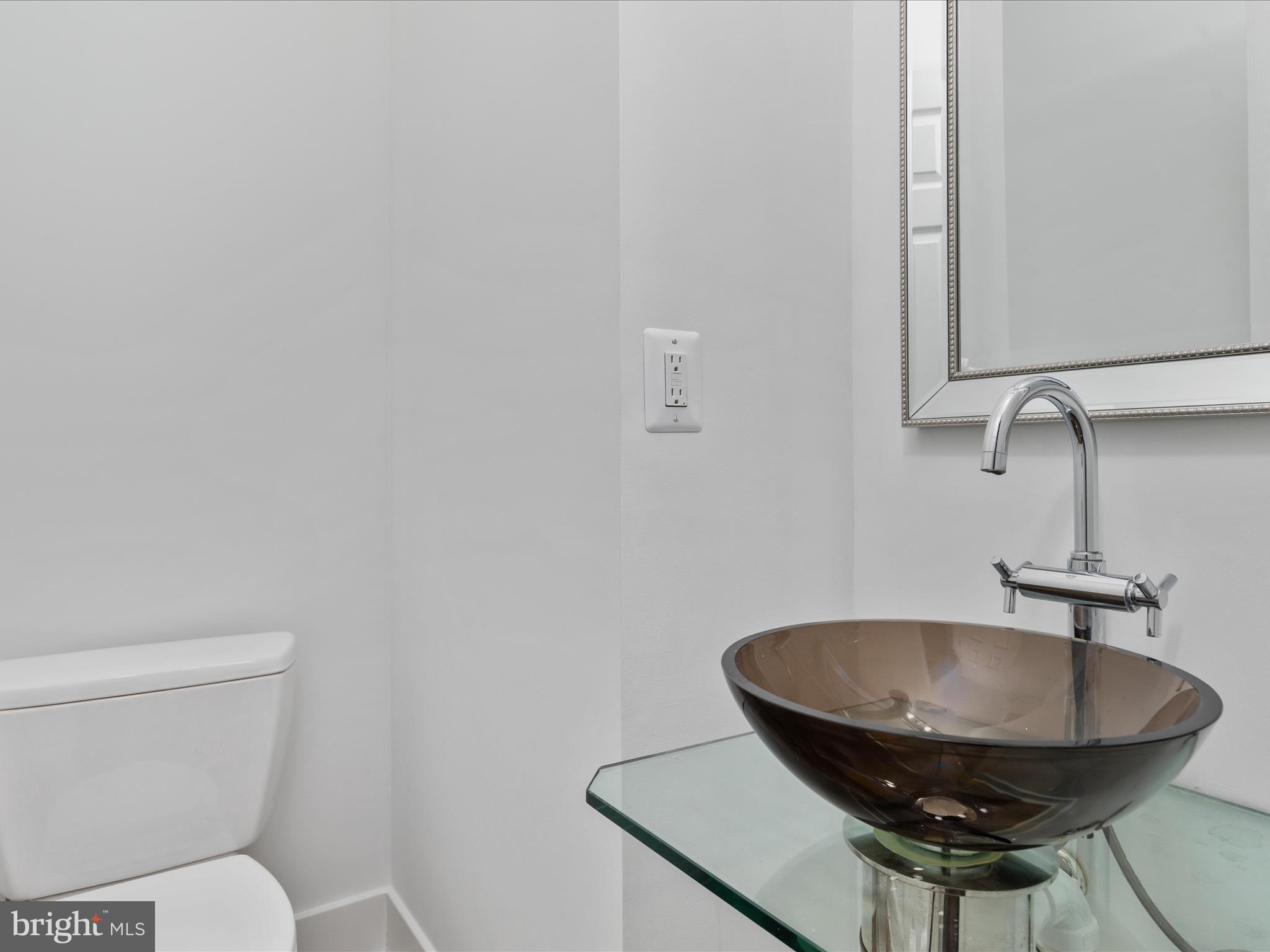 FAIRFAX ACRES - Residential