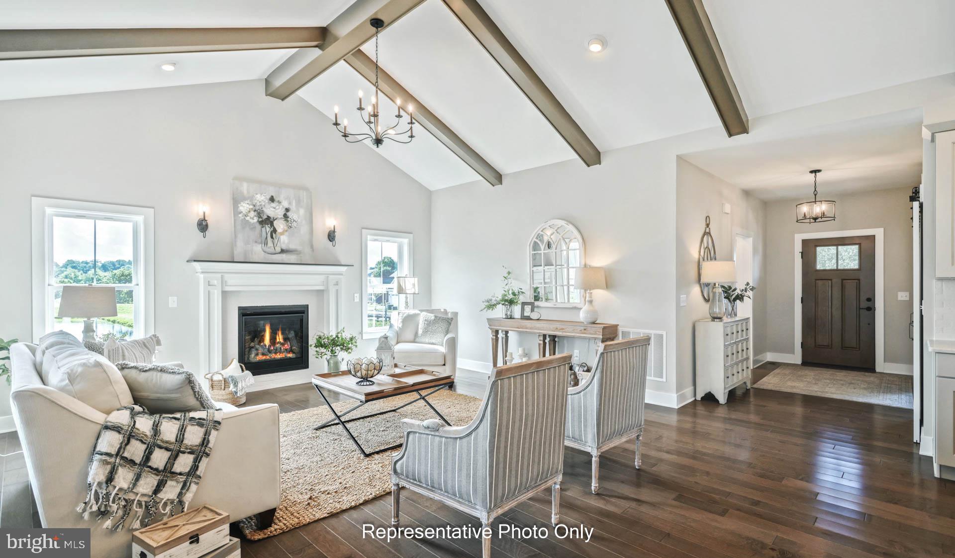 WINDING CREEK - Residential