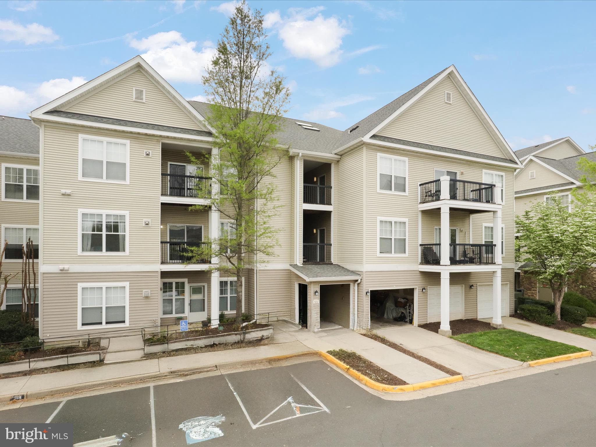 Welcome home to a lifestyle of convenience and low-maintenance living.  This beautifully designed and spacious 2-bedroom, 2-bathroom condo offers an abundance of natural light and modern amenities. You'll enjoy the convenience of a private garage and the peace of mind that comes with living in a secure gated community. Step inside to find an updated kitchen featuring luxurious granite countertops, perfect for culinary enthusiasts. Both bathrooms have been thoughtfully renovated, and the entire space boasts newer flooring and fresh paint, a new dedicated home office space, making it move-in ready. Recent upgrades include a brand-new HVAC system and water heater, both replaced in 2023, ensuring comfort and efficiency year-round. As part of this wonderful community, you'll have access to fantastic amenities, including a refreshing swimming pool, a well-equipped fitness center, and a welcoming clubhouse. Ideally located with easy access to I-66, 267, Routes 28, 29, and 50, as well as the Fairfax County Parkway and Dulles International Airport, you'll find shopping, dining, and recreational options just moments away.

Don't miss out on this exceptional opportunity to own a piece of paradise in Centreville!