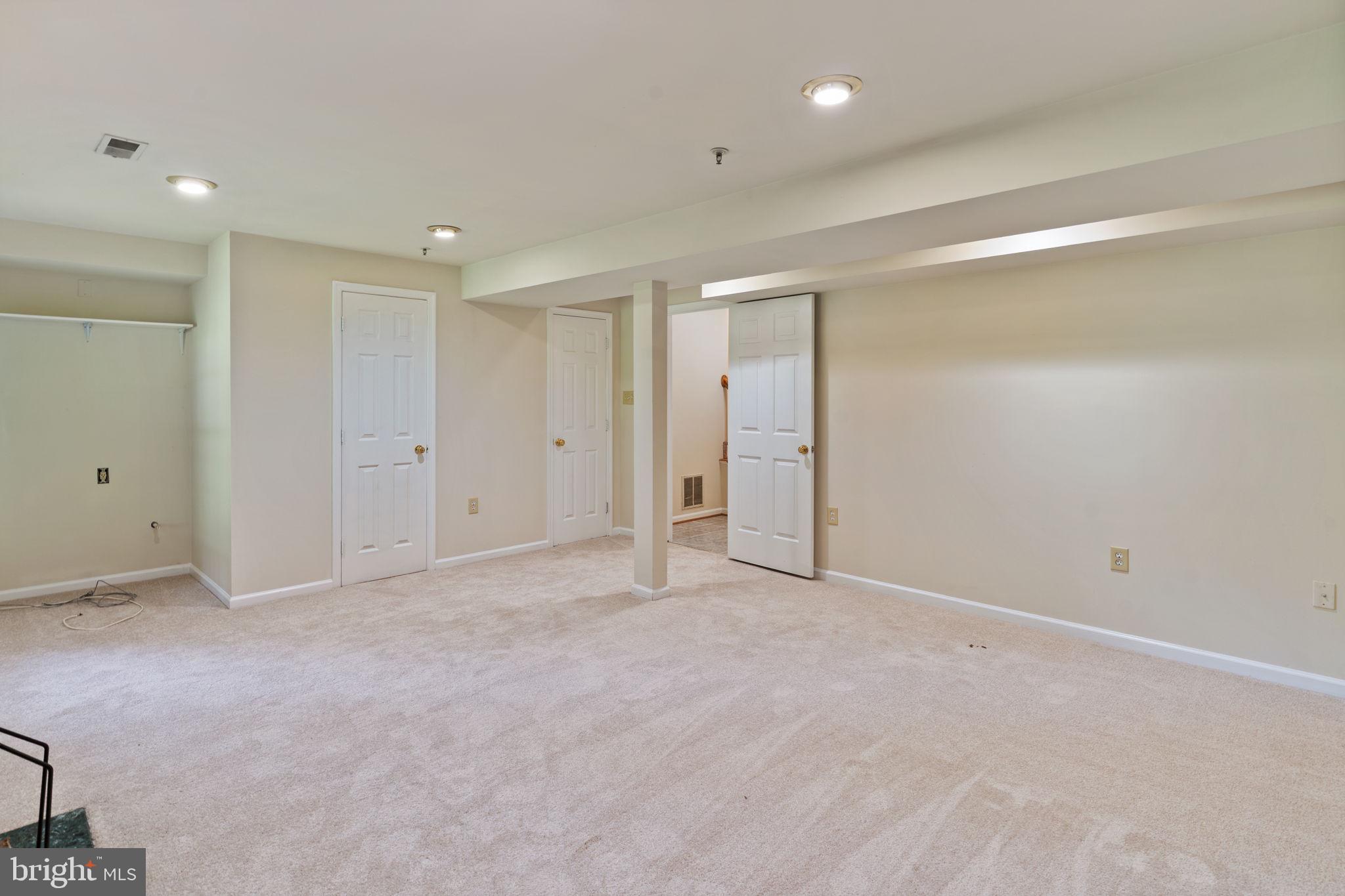 SUMMIT CREEK - Residential
