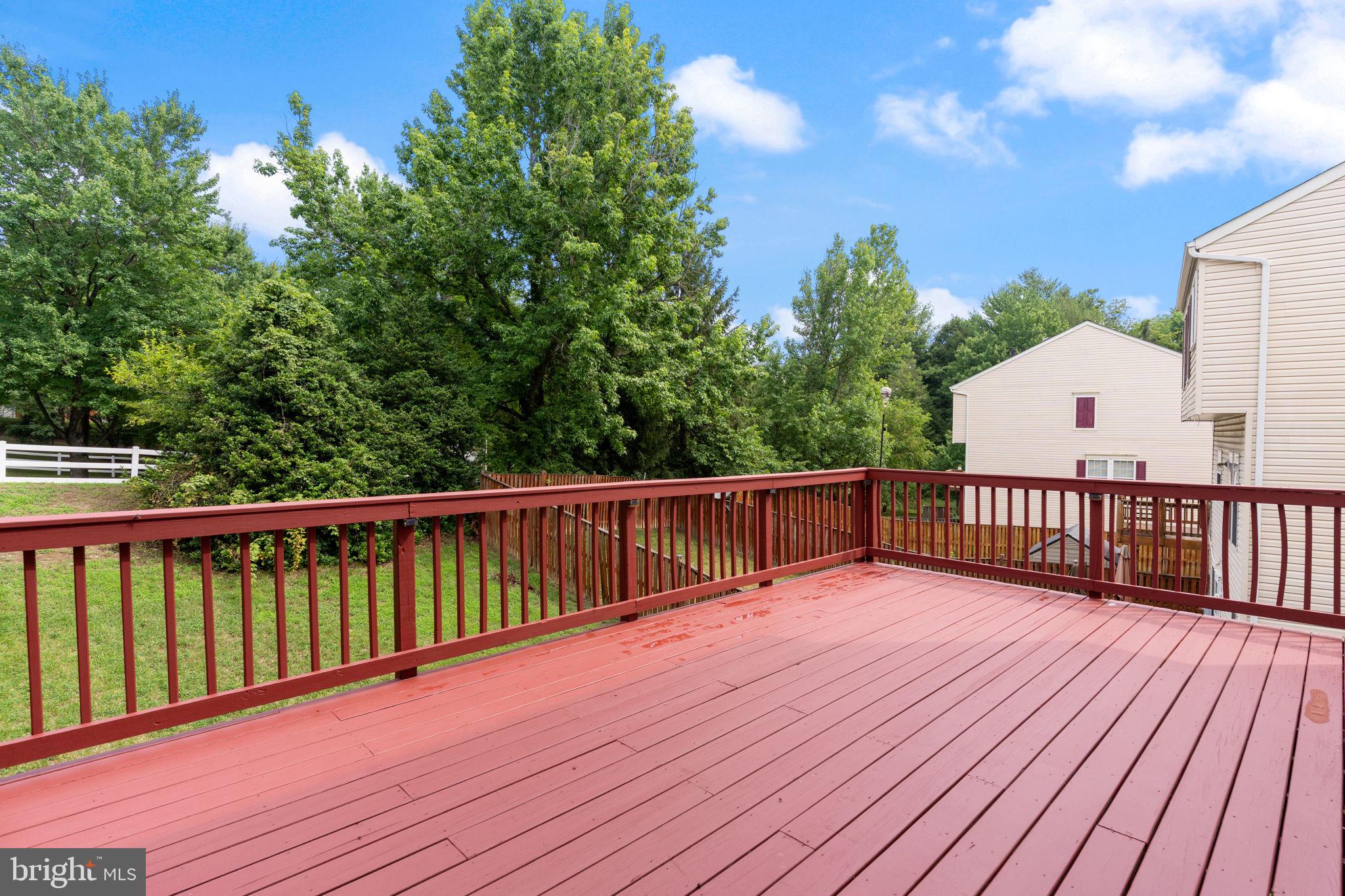SUMMIT CREEK - Residential