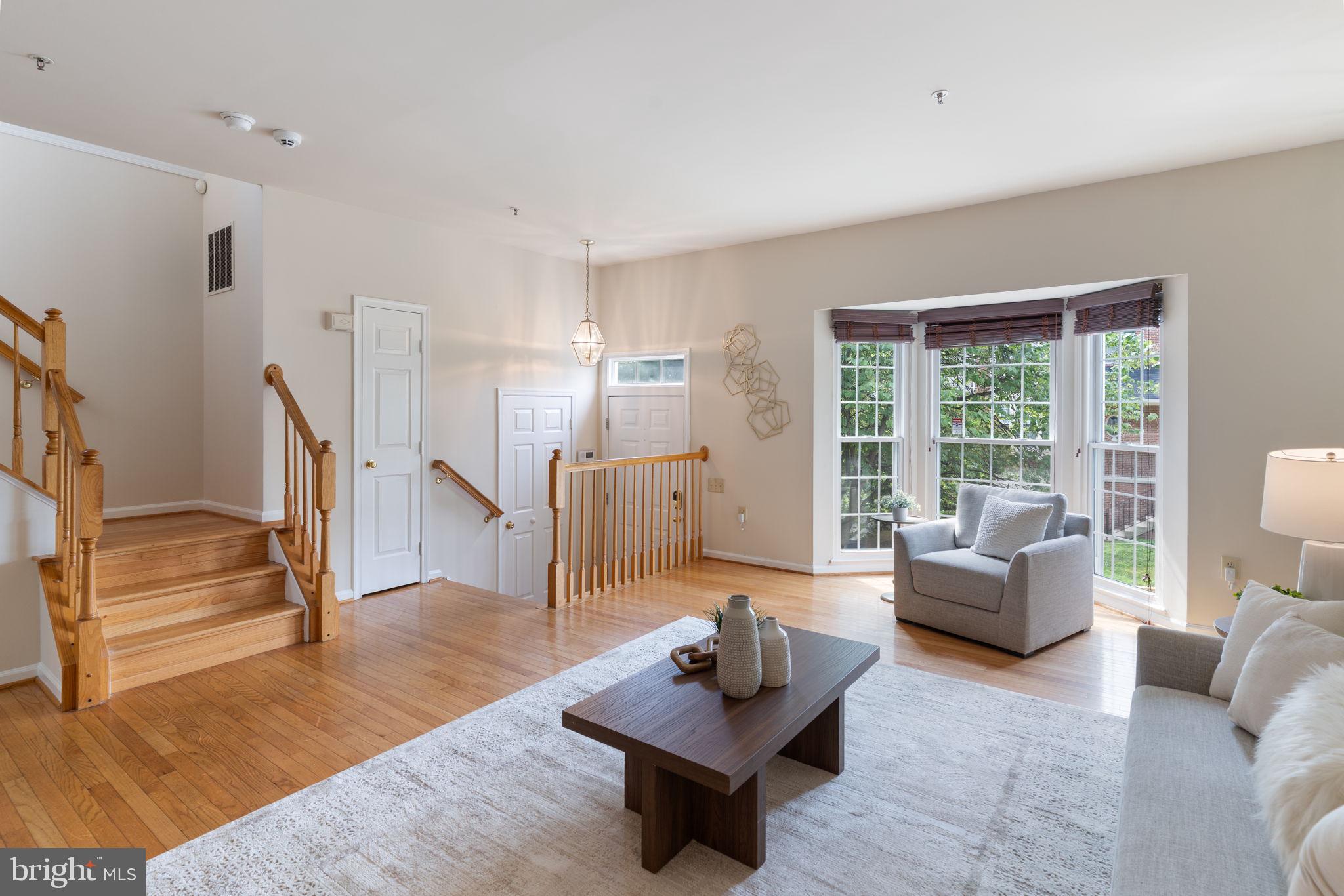 SUMMIT CREEK - Residential