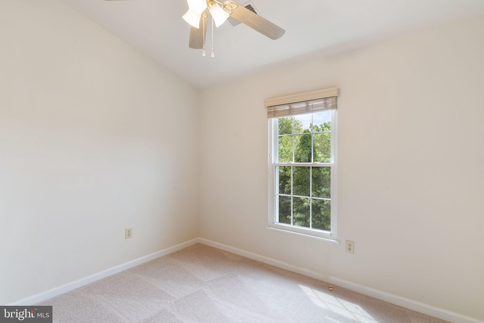 SUMMIT CREEK - Residential