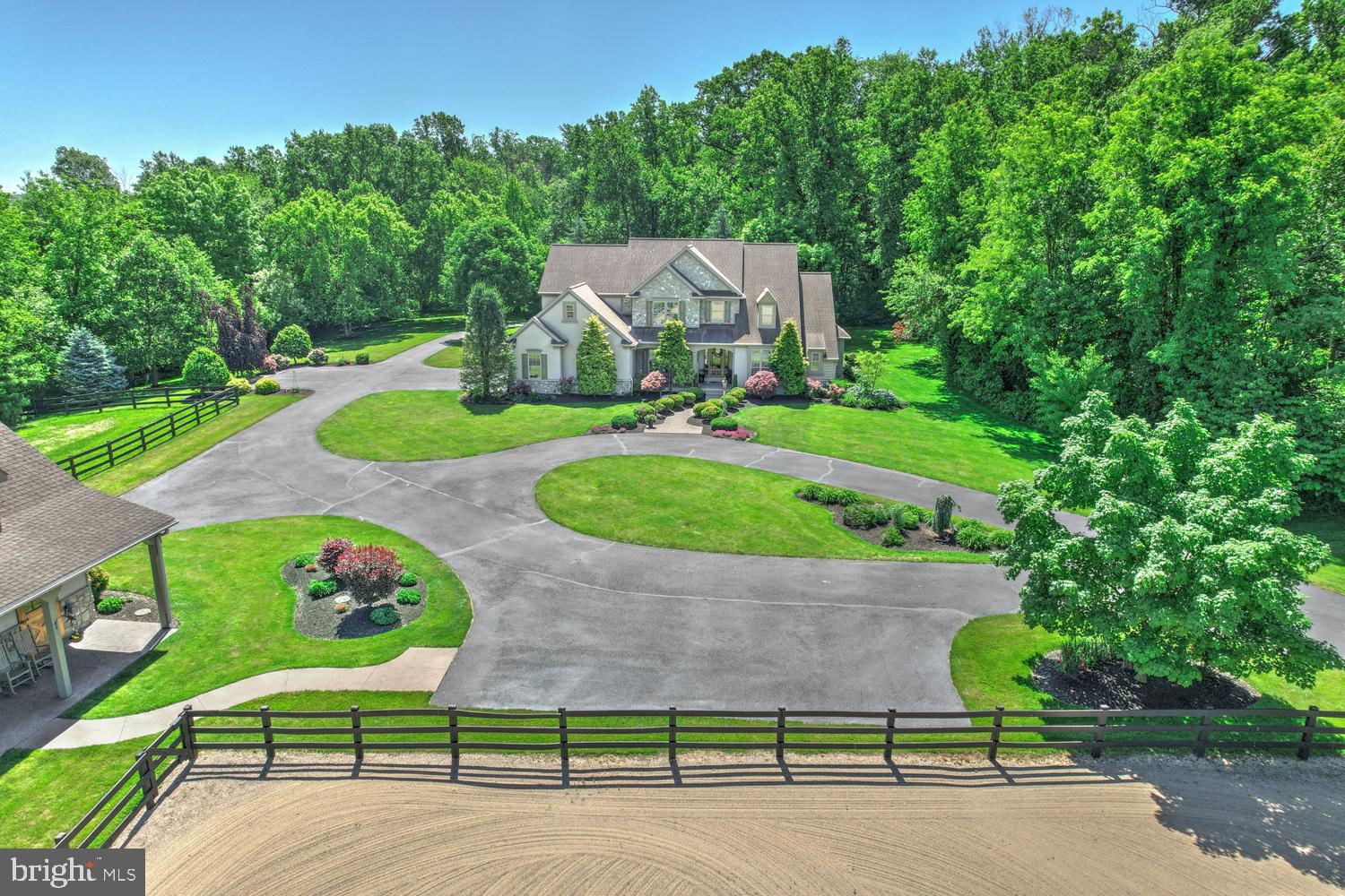 EAST EARL TWP - Residential