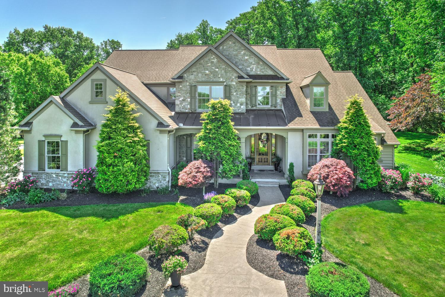 EAST EARL TWP - Residential