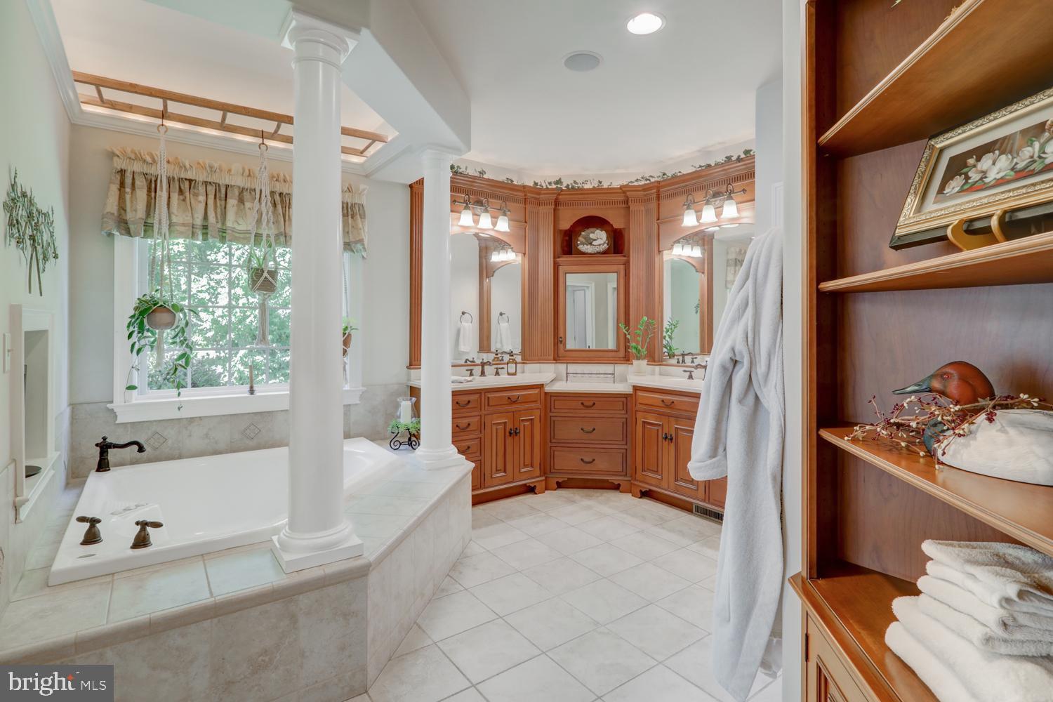 EAST EARL TWP - Residential