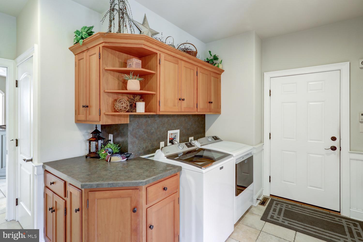 EAST EARL TWP - Residential
