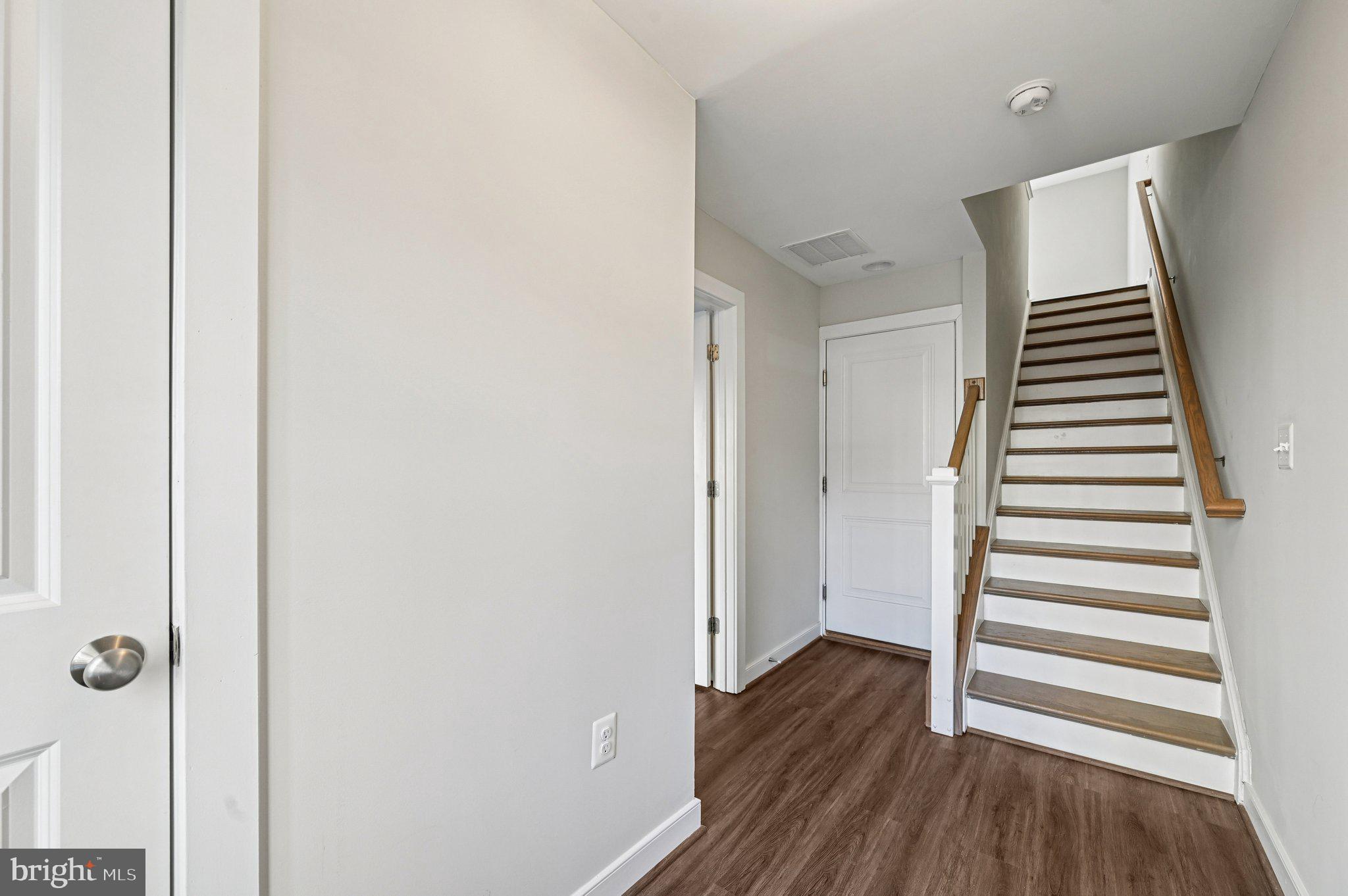 TOWSON MANOR VILLAGE - Residential