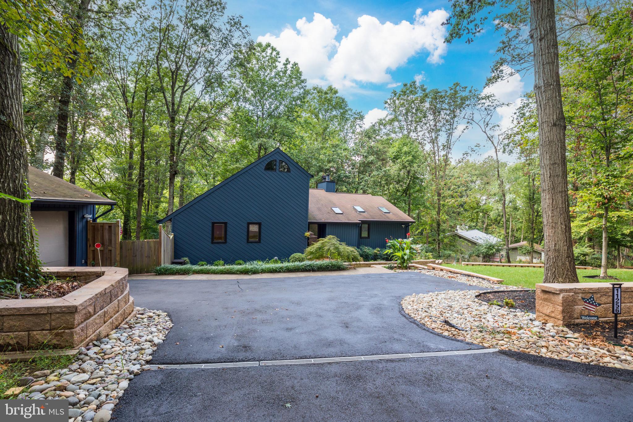 HILL CREST ACRES - Residential Lease