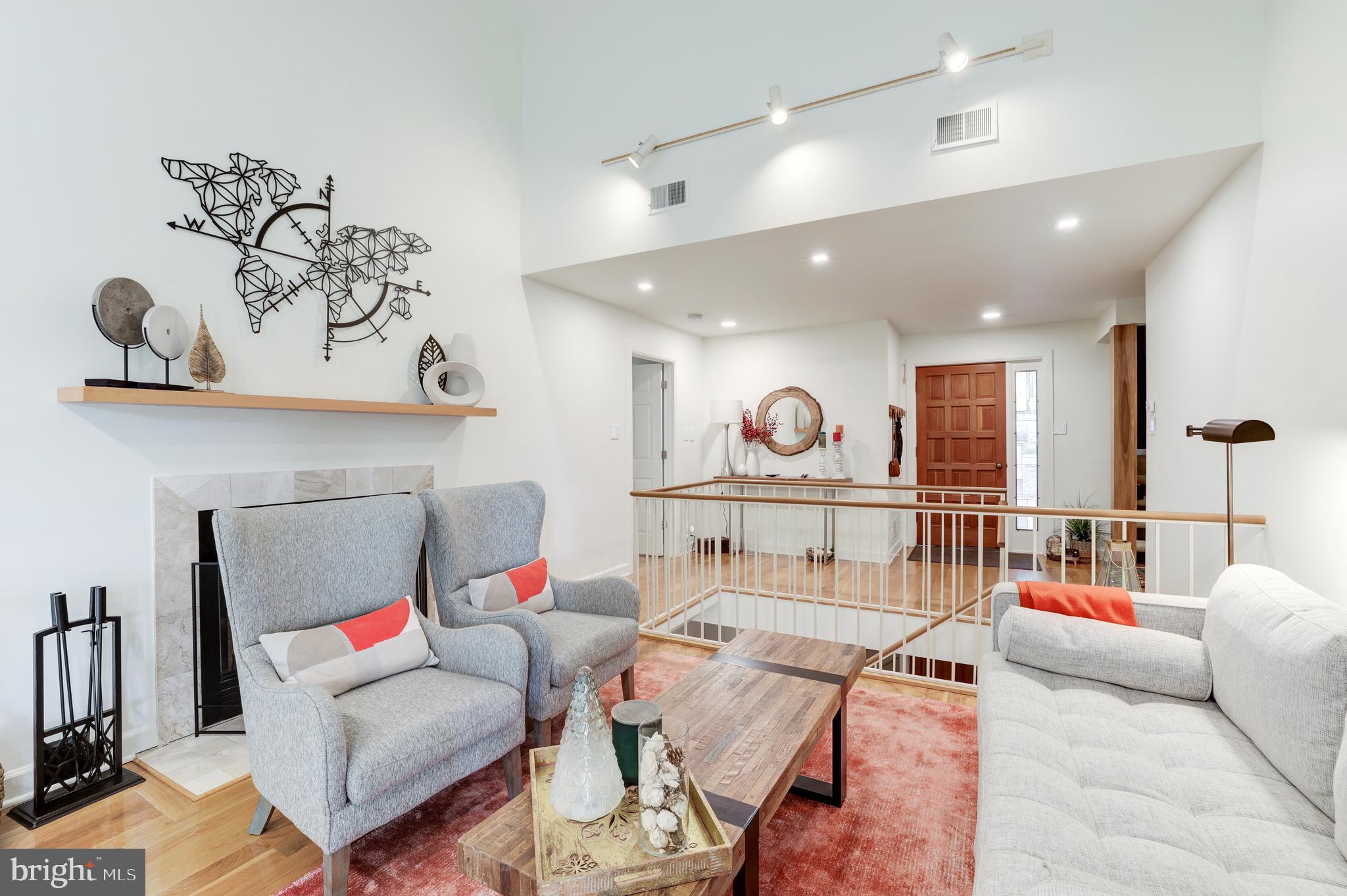 HILL CREST ACRES - Residential Lease