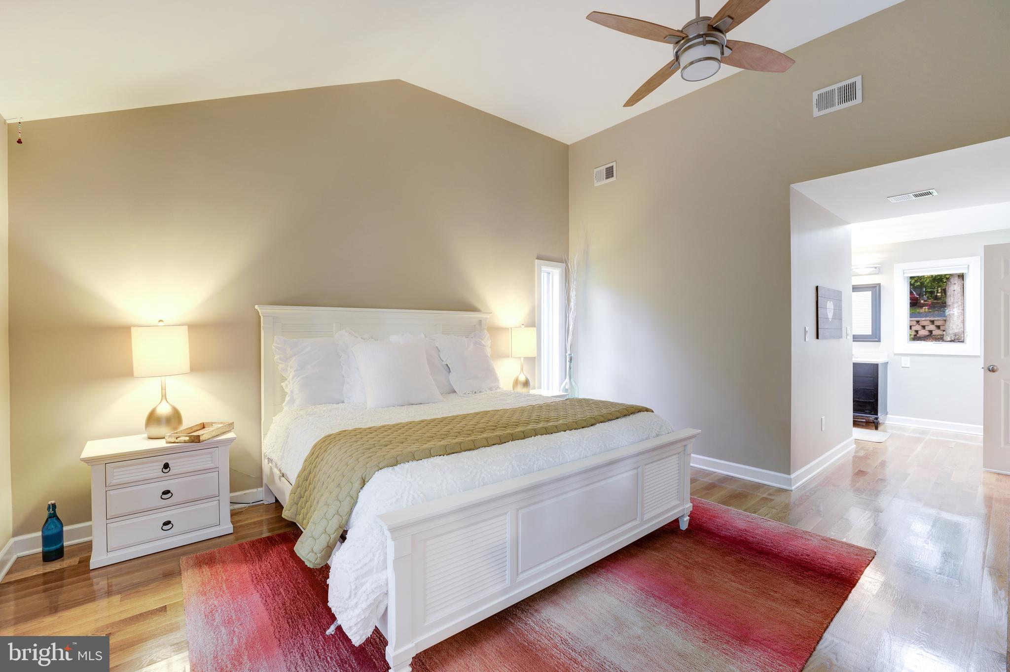 HILL CREST ACRES - Residential Lease