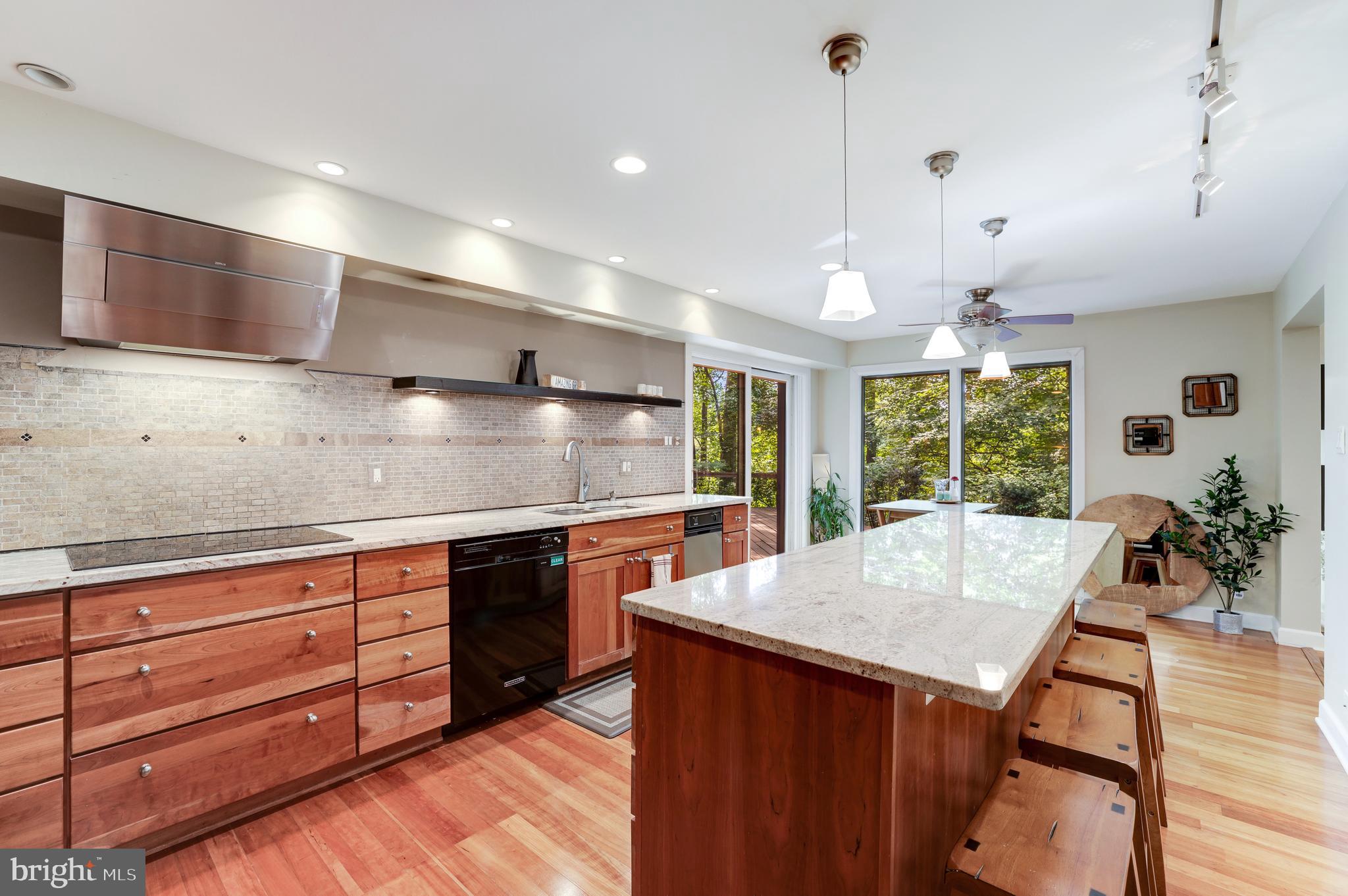 HILL CREST ACRES - Residential Lease