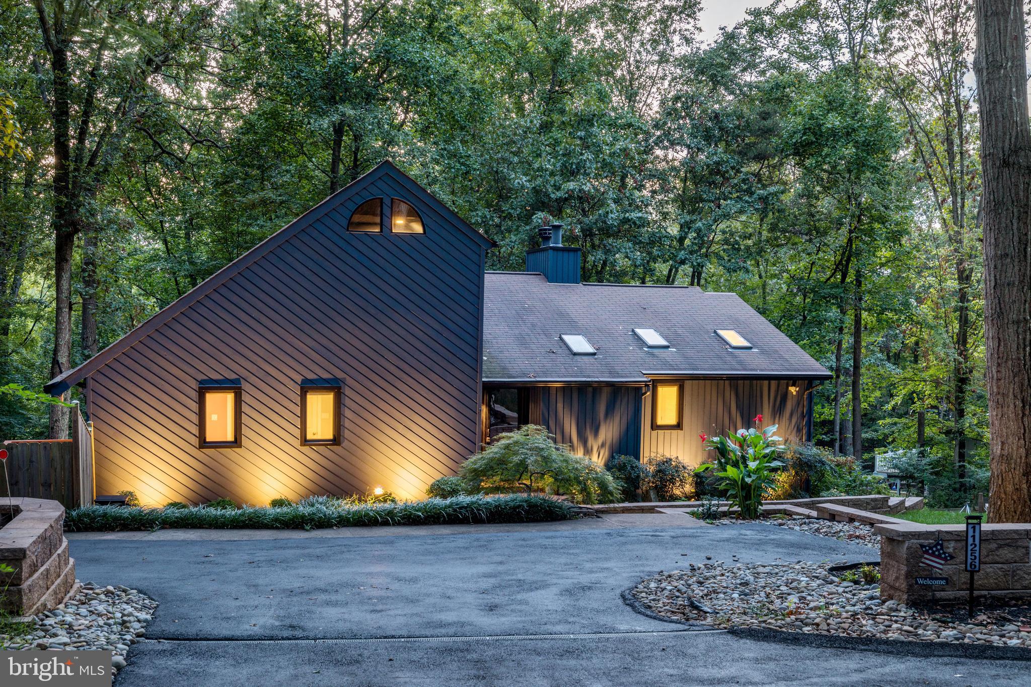 HILL CREST ACRES - Residential Lease