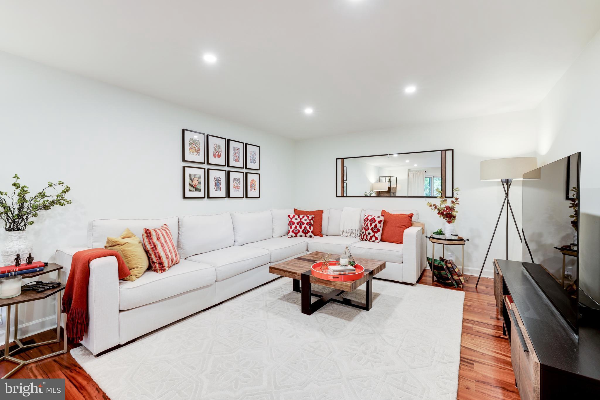 HILL CREST ACRES - Residential Lease