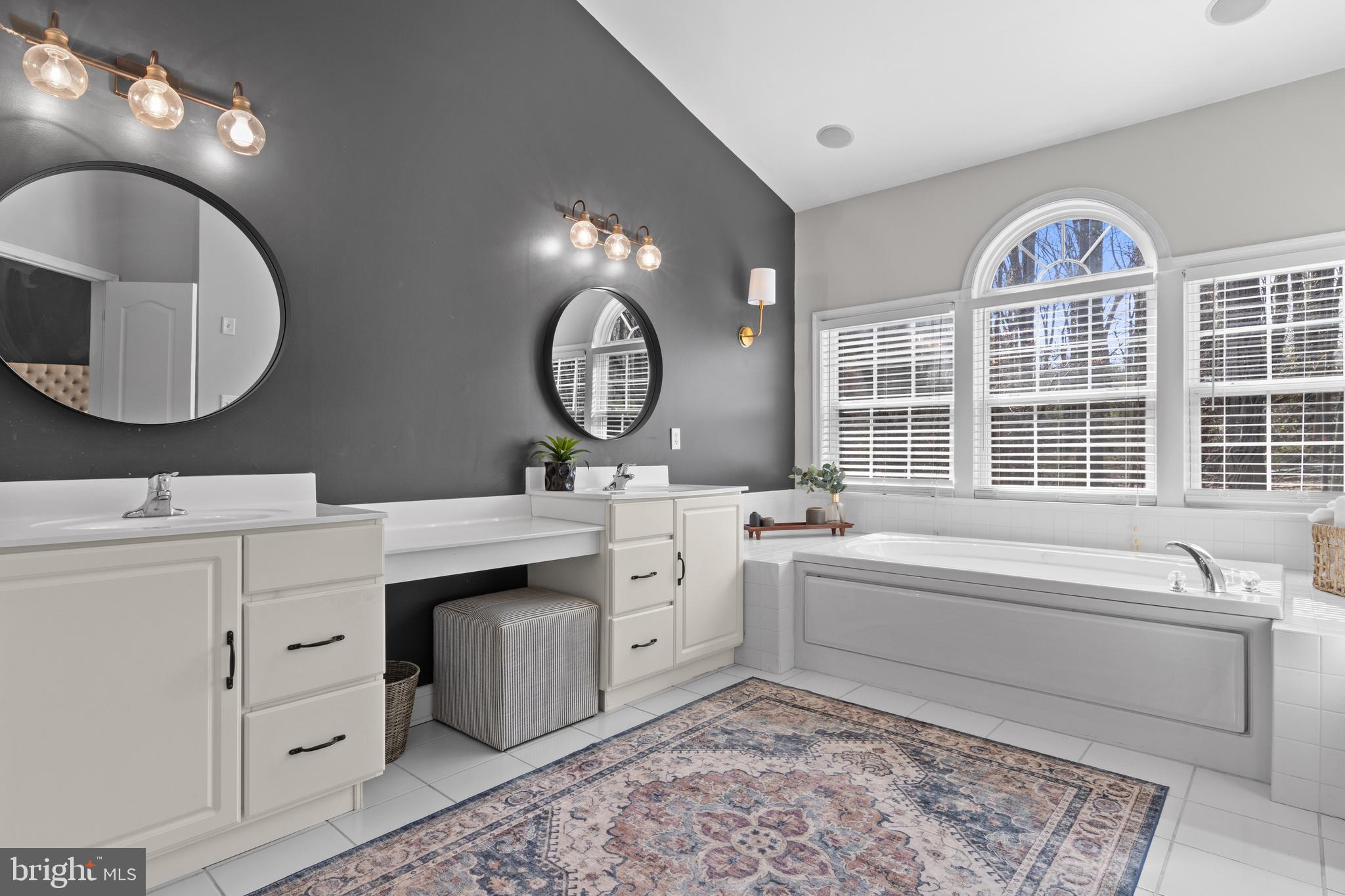 NORTHBROOK - Residential