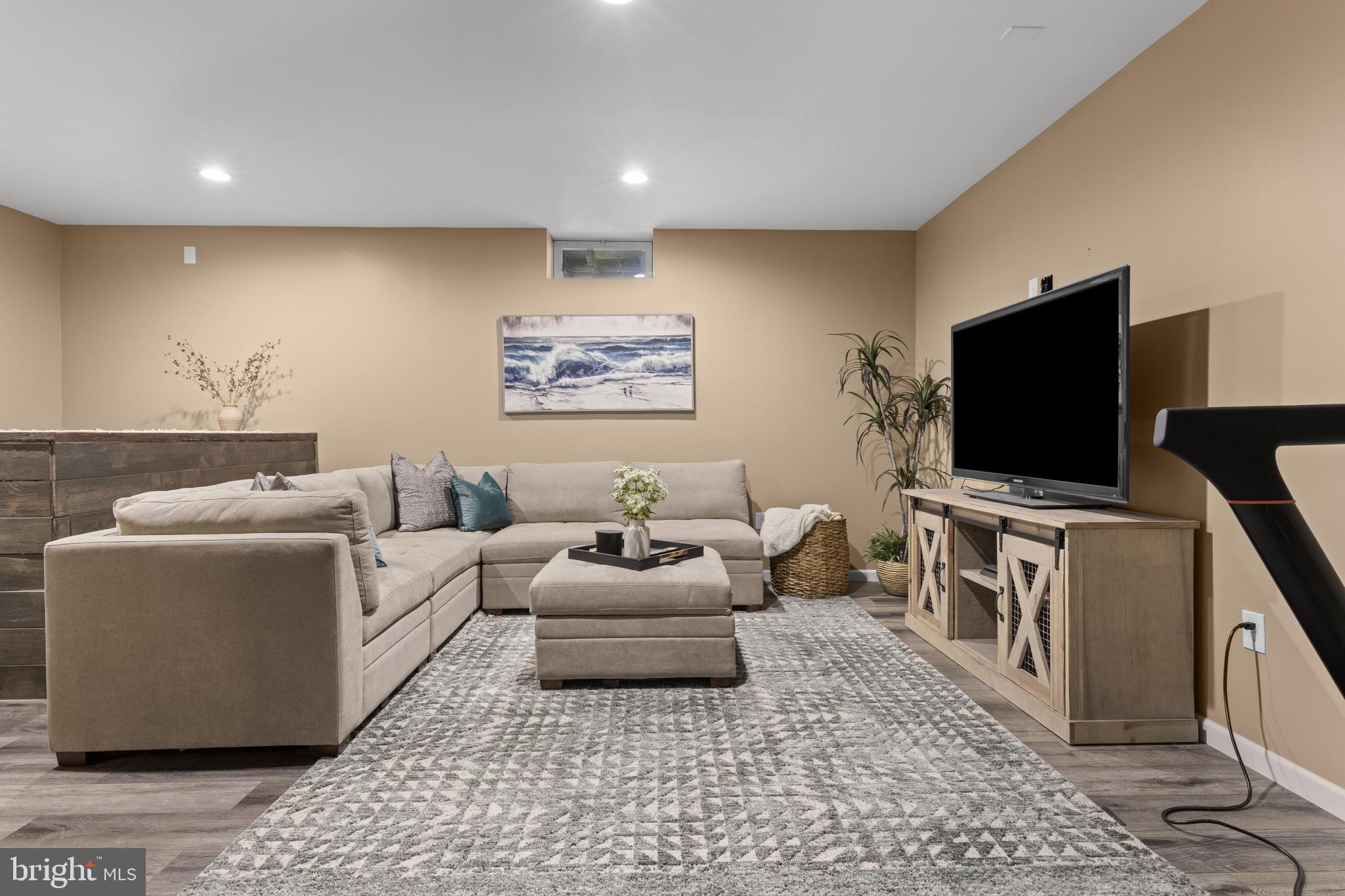 NORTHBROOK - Residential