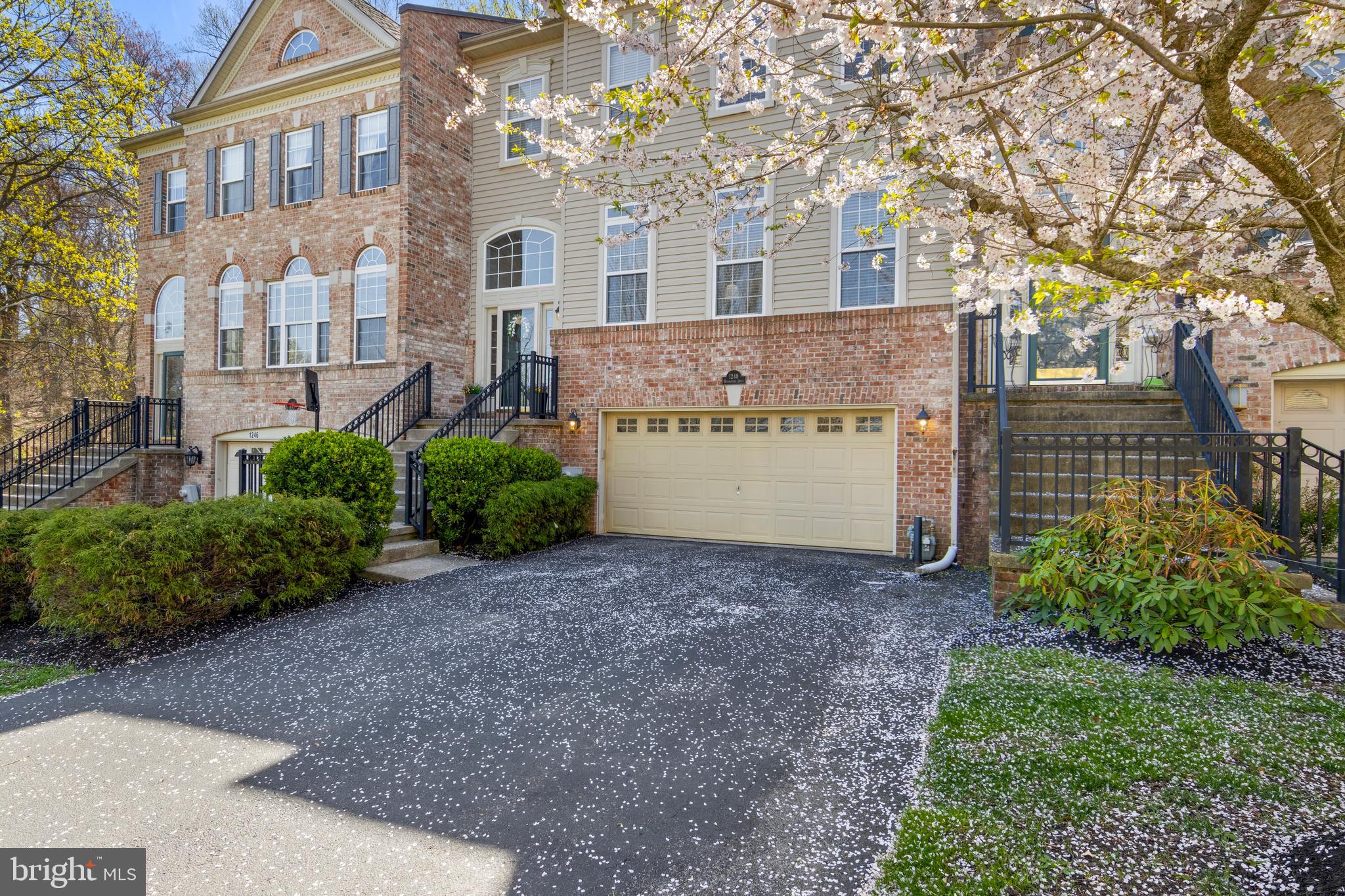 NORTHBROOK - Residential