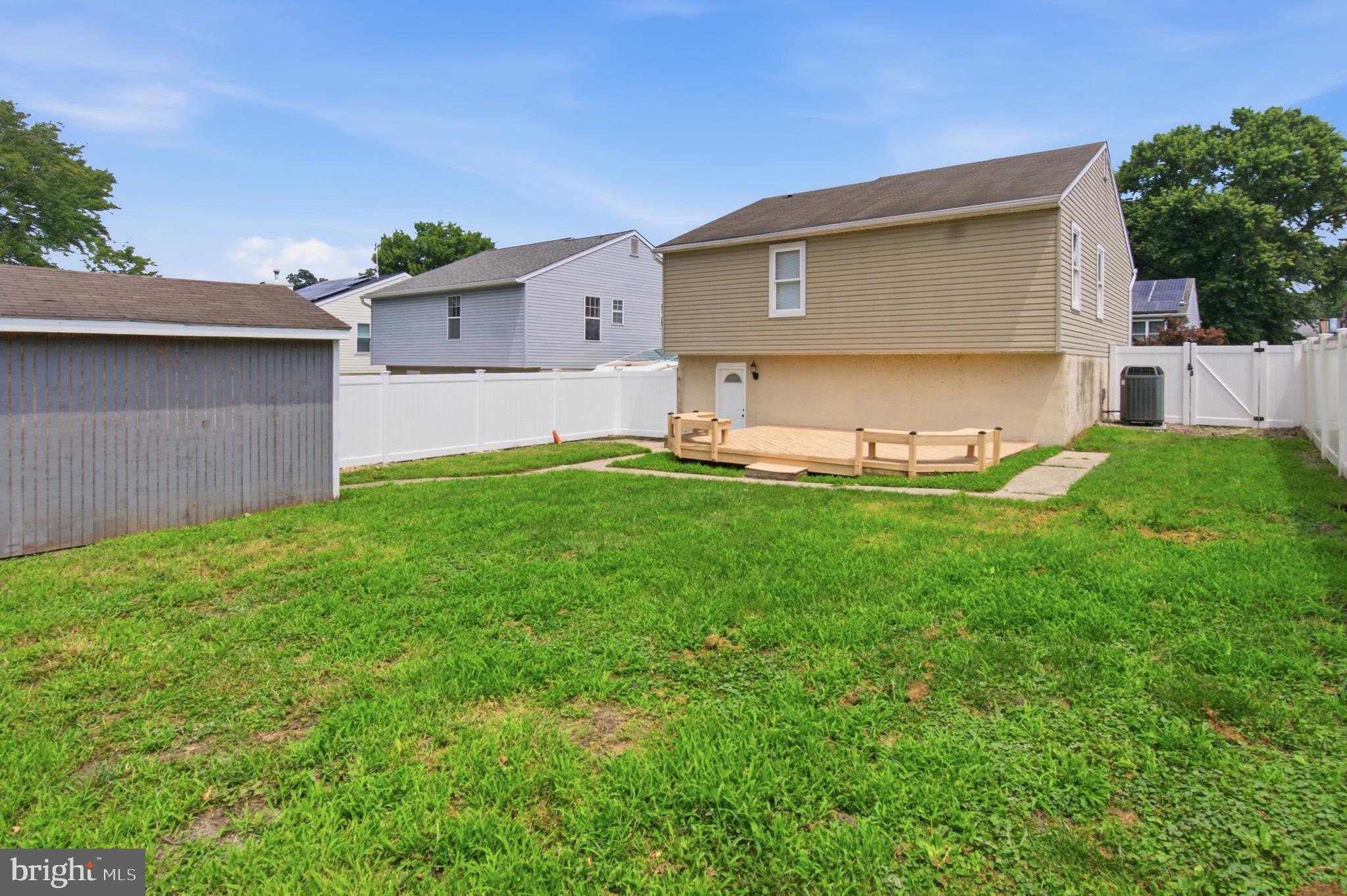 MT PLEASANT BEACH - Residential