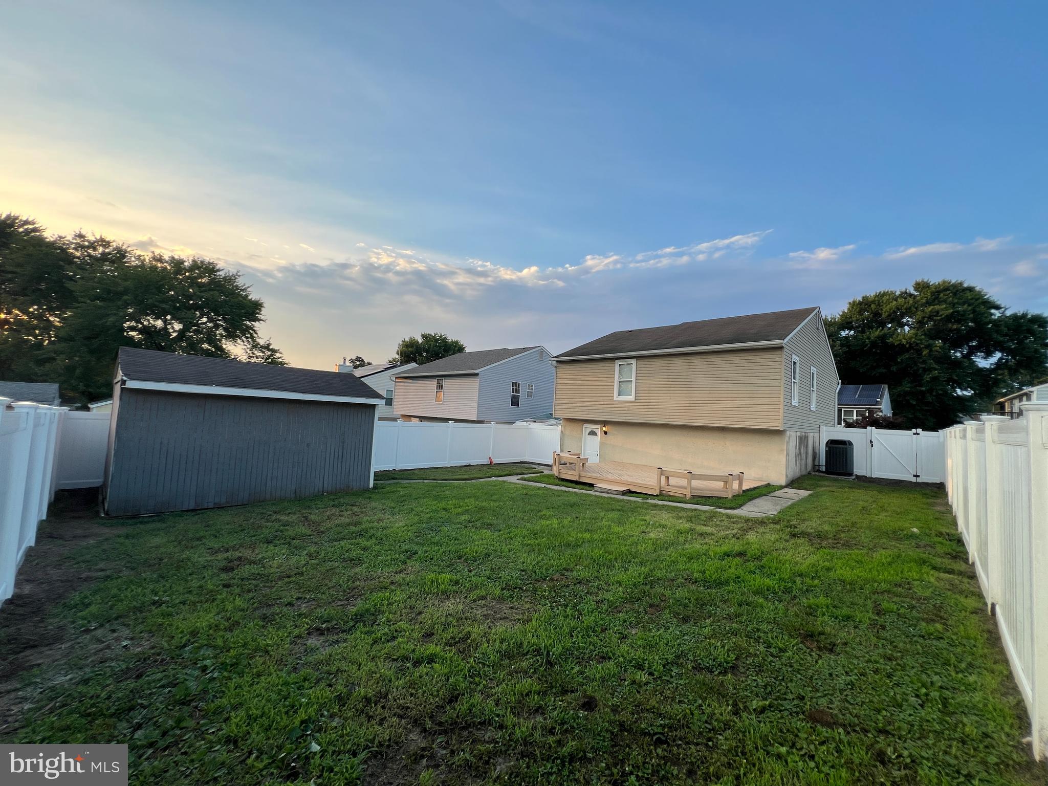 MT PLEASANT BEACH - Residential