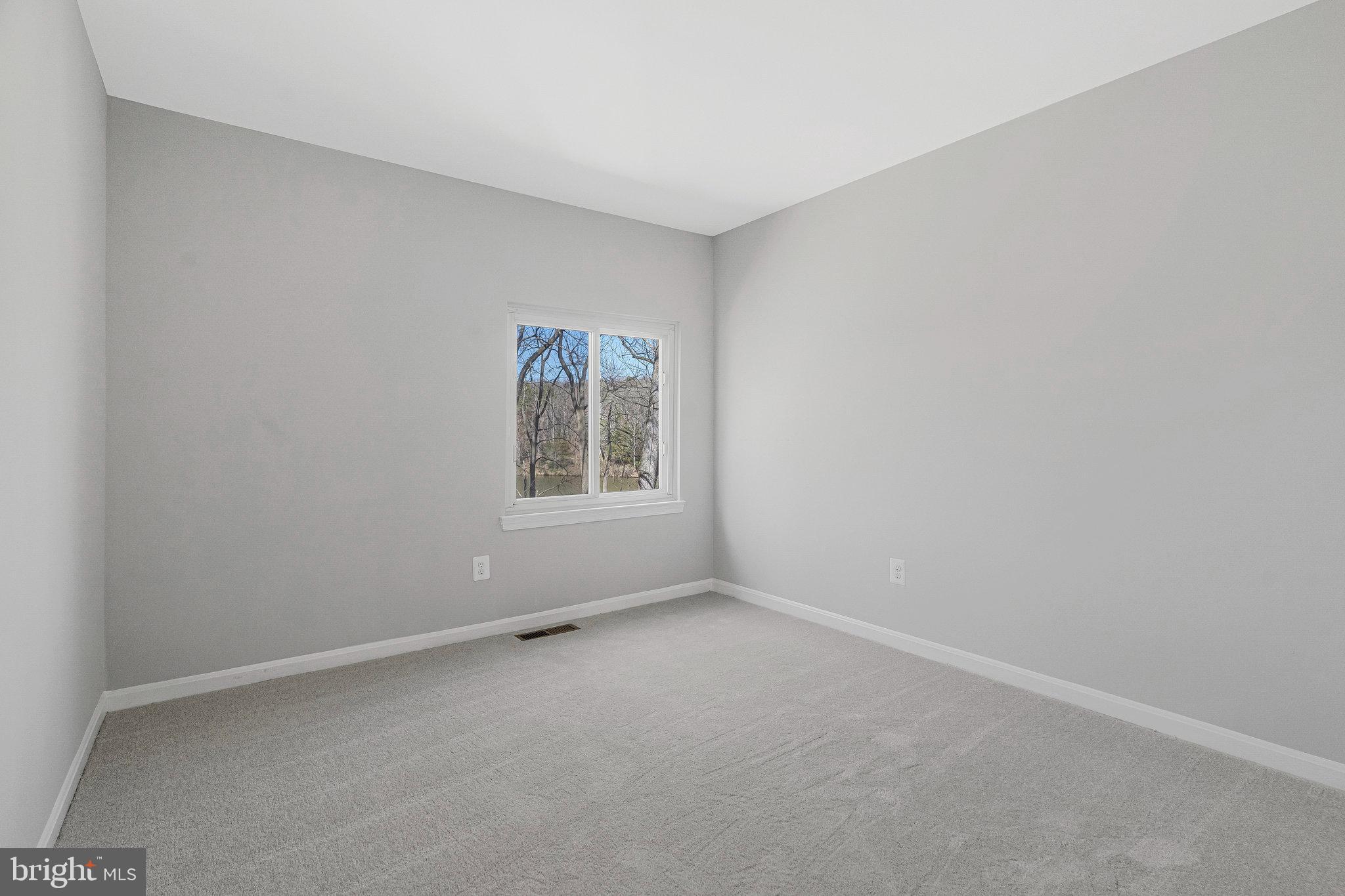 GLEN COVE - Residential