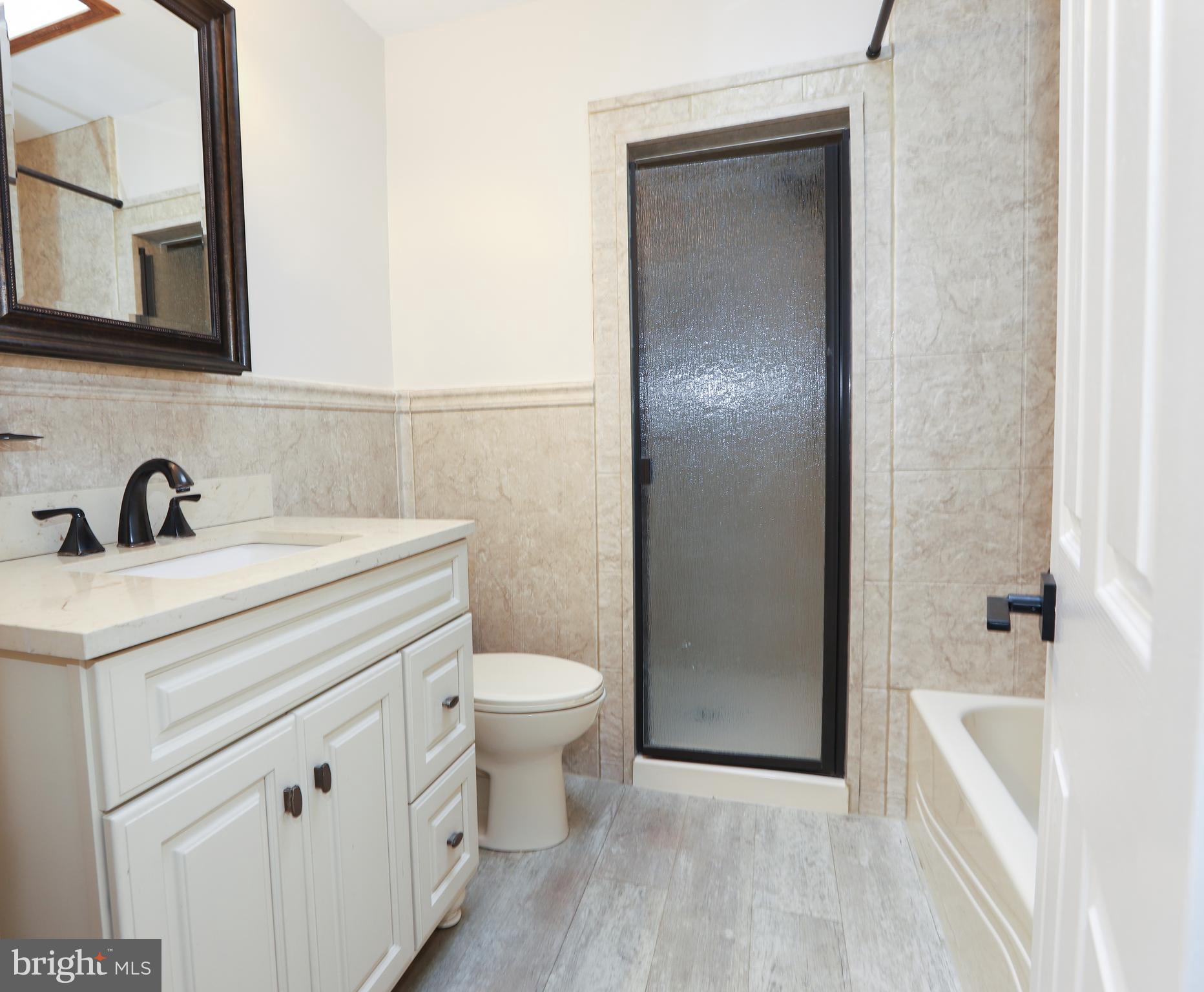 PHILADELPHIA (NORTHEAST) - Residential