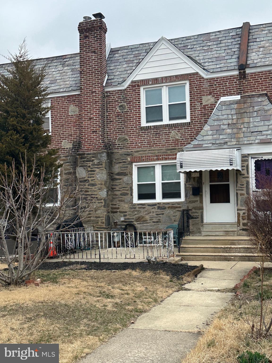DREXEL GARDENS - Residential Lease