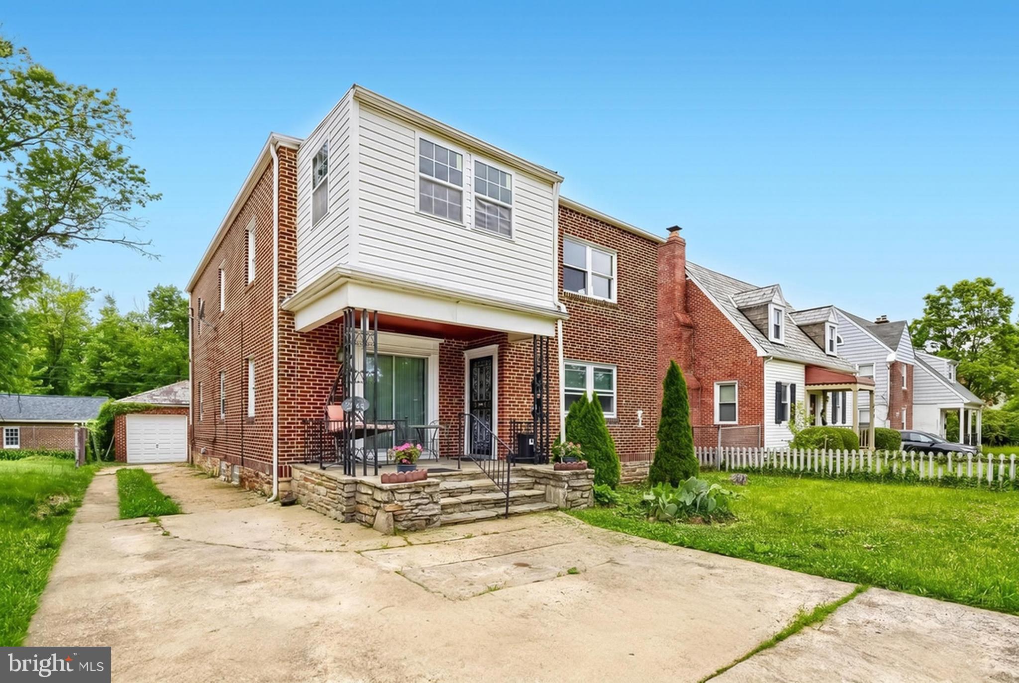ASHBURTON HISTORIC DISTRICT - Residential