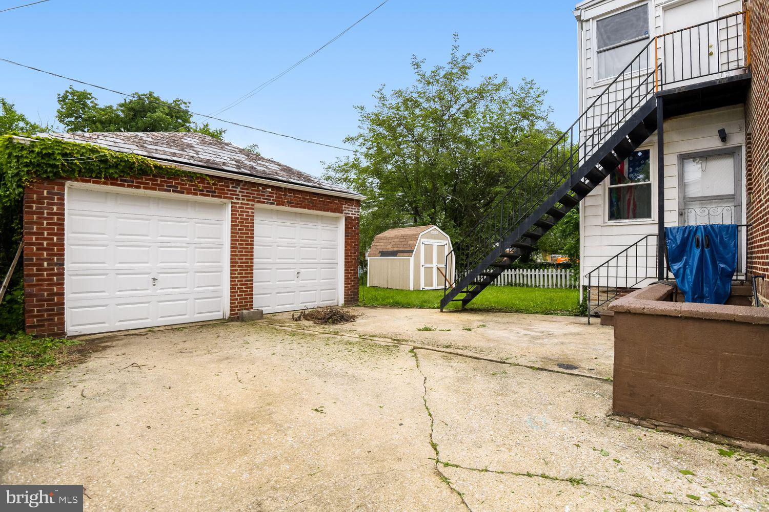 ASHBURTON HISTORIC DISTRICT - Residential