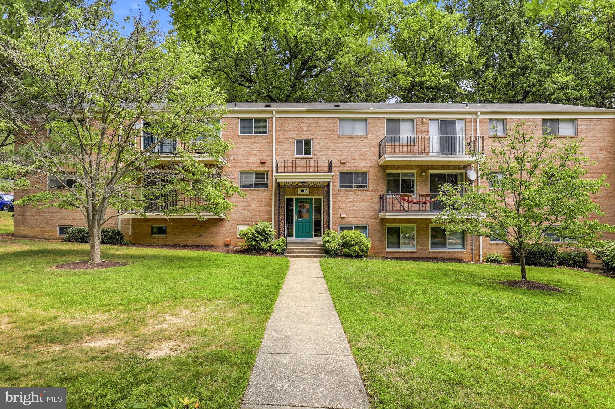 PARKSIDE CONDOMINIUMS - Residential