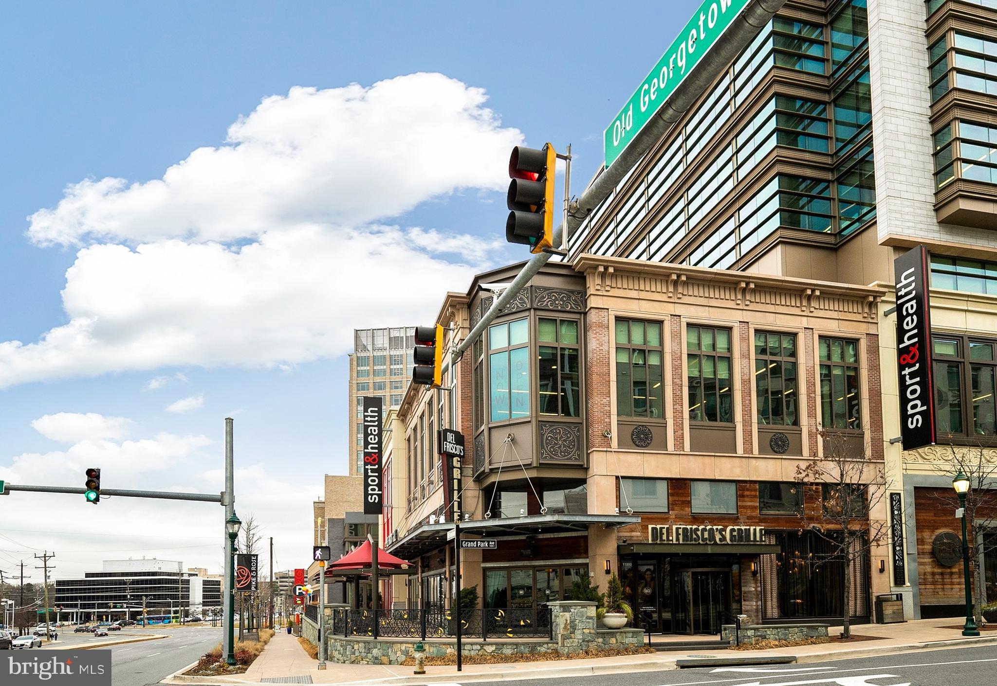 PARKSIDE CONDOMINIUMS - Residential