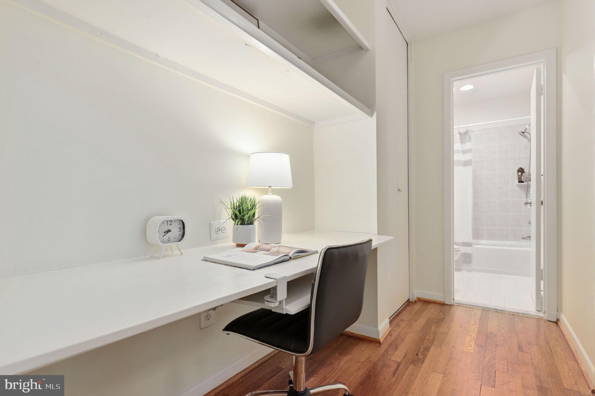 PARKSIDE CONDOMINIUMS - Residential